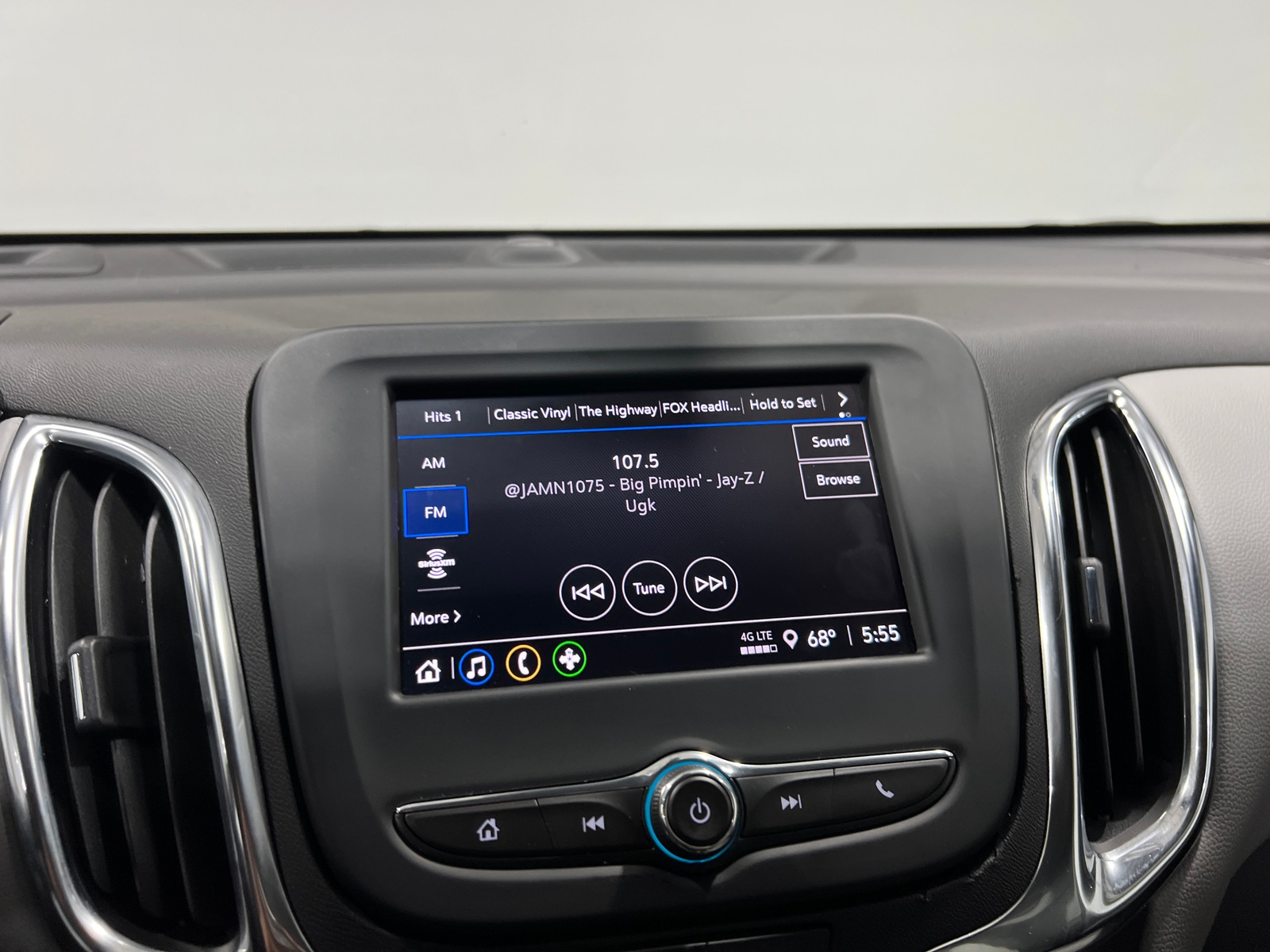 Thumbnail: 2024 Chevrolet Equinox - 4