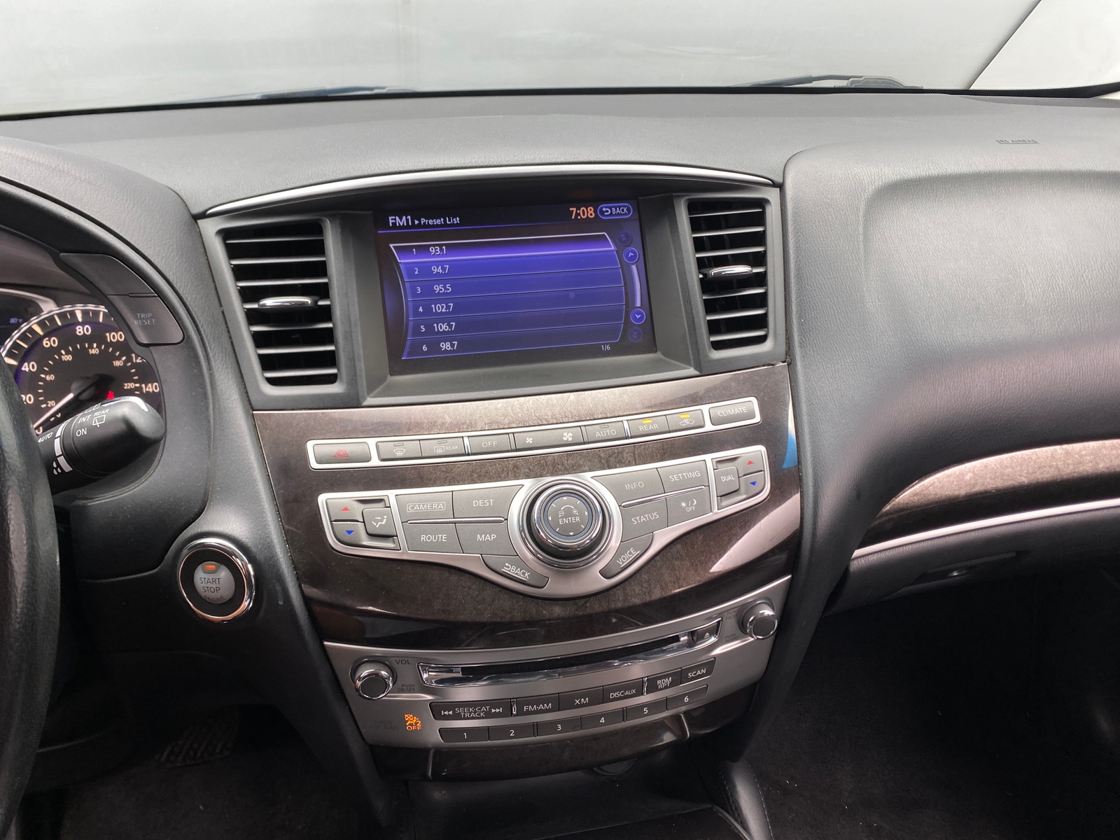 Thumbnail: 2014 INFINITI QX60 - 3