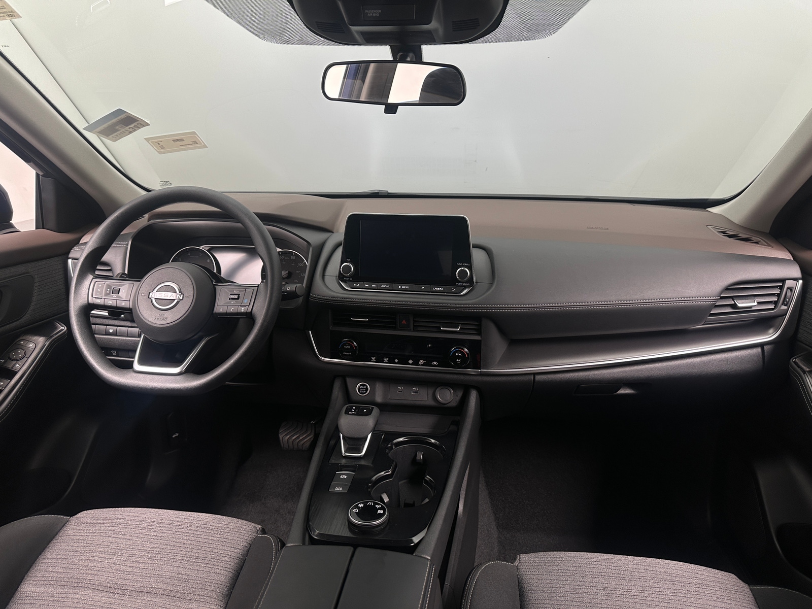 Thumbnail: 2023 Nissan Rogue - 3