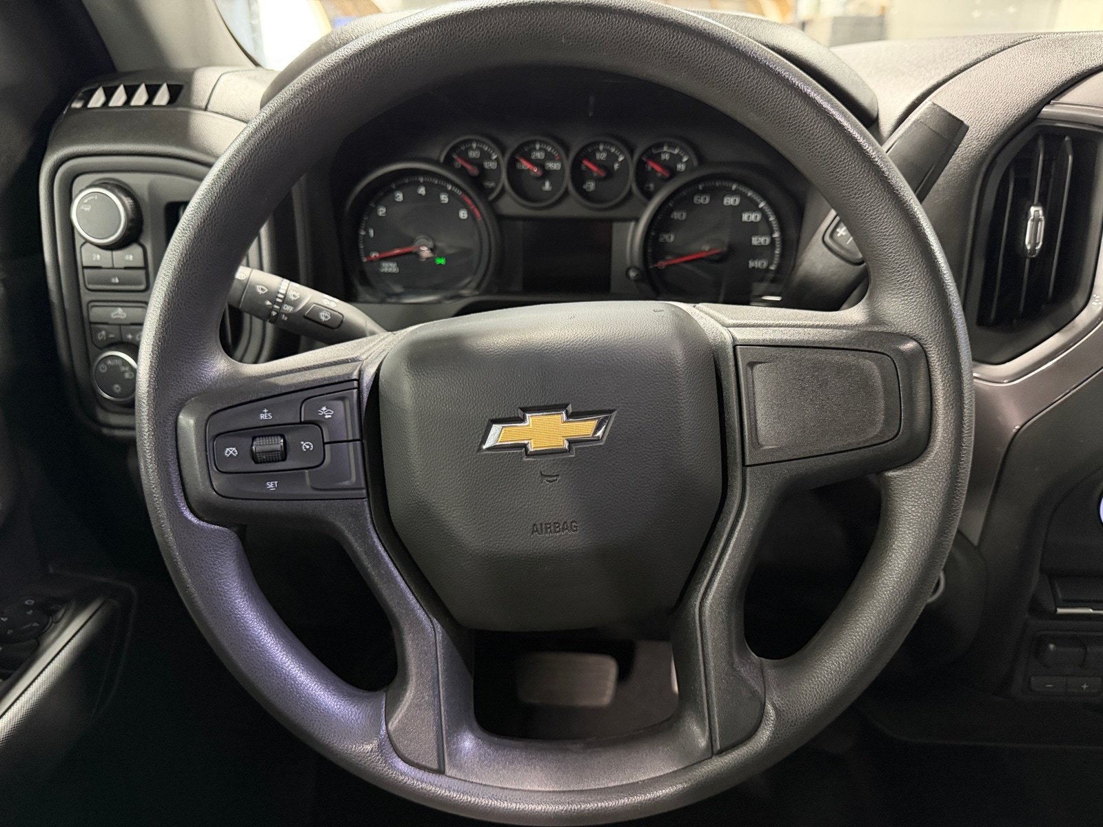 Thumbnail: 2024 Chevrolet Silverado 2500 - 5