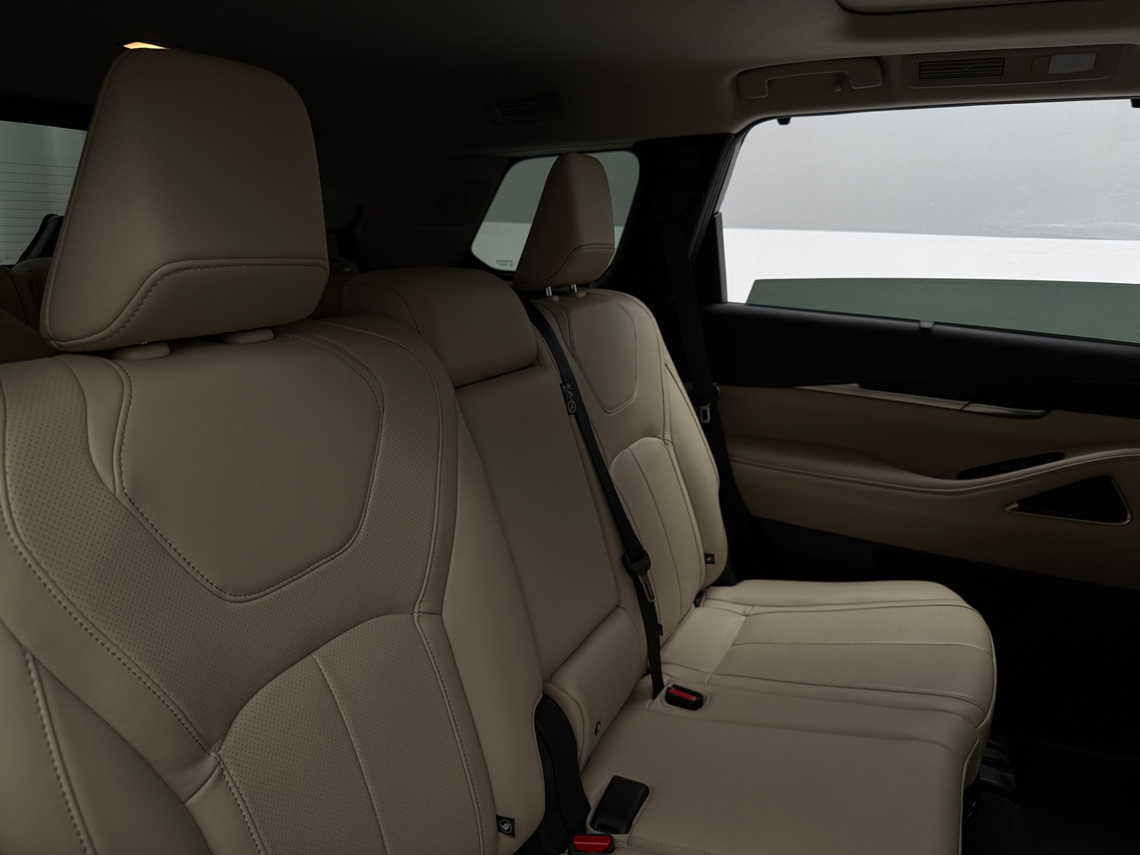 Thumbnail: 2023 INFINITI QX60 - 5