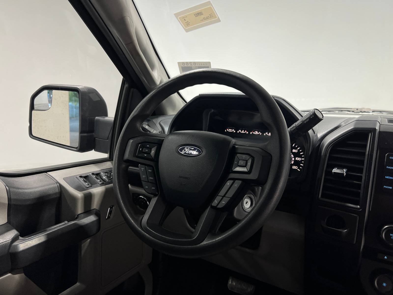 Thumbnail: 2016 Ford Econoline - 5