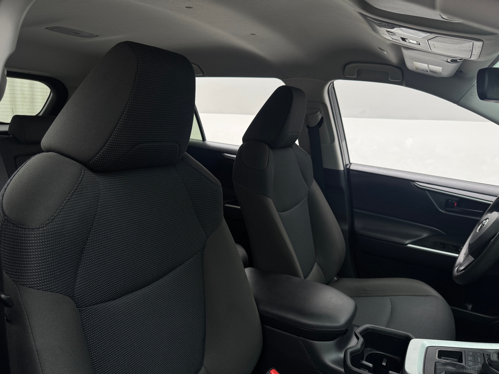 Thumbnail: 2025 Toyota RAV4 - 2
