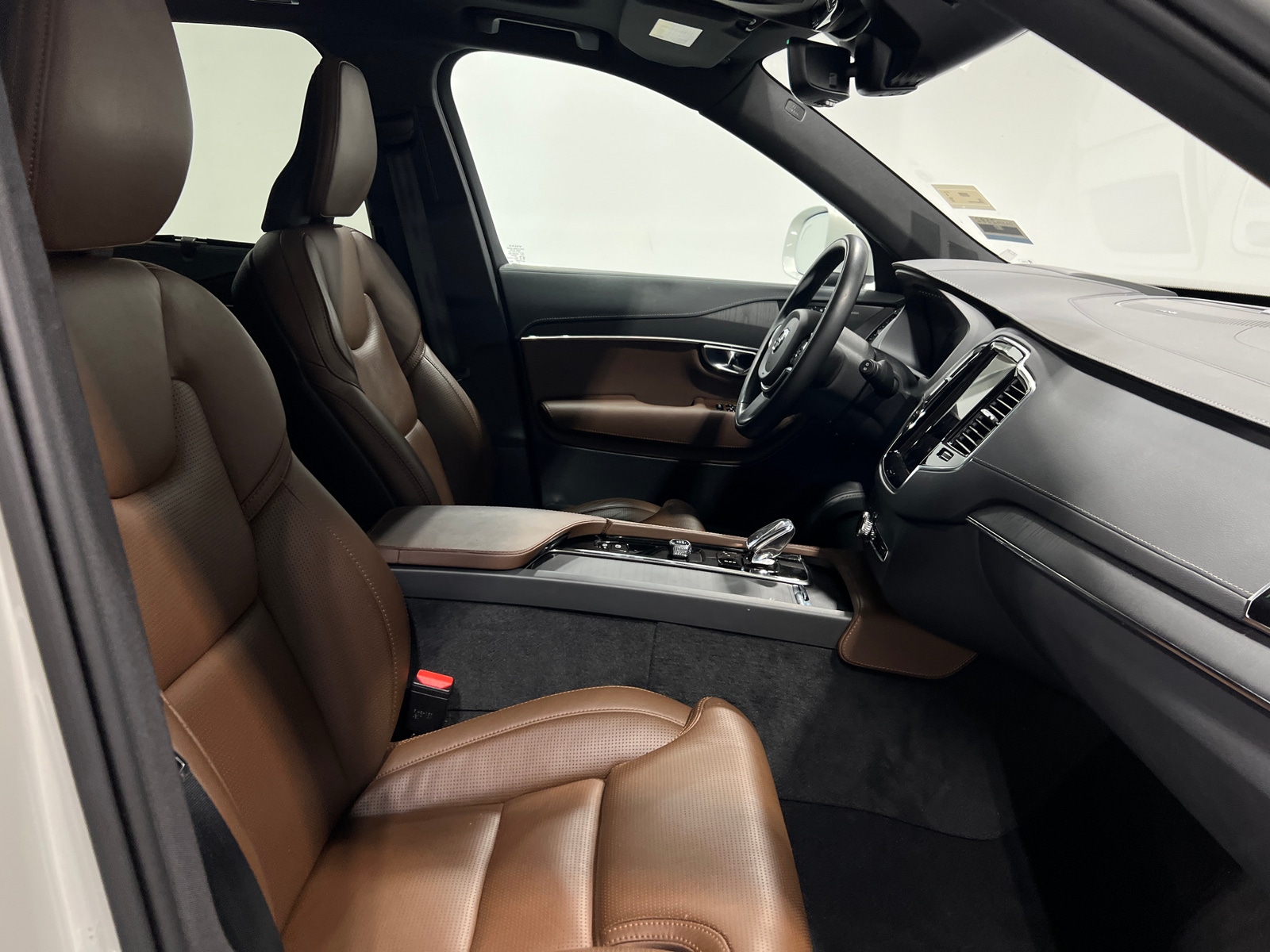 Thumbnail: 2022 Volvo XC90 - 2