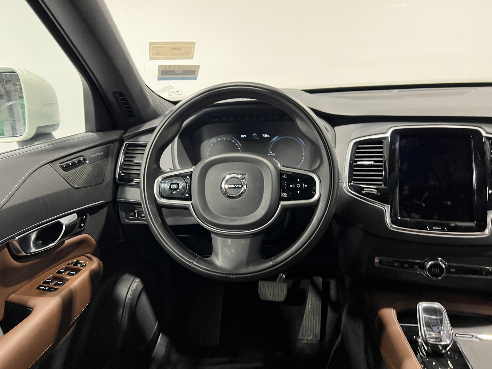 Thumbnail: 2022 Volvo XC90 - 5