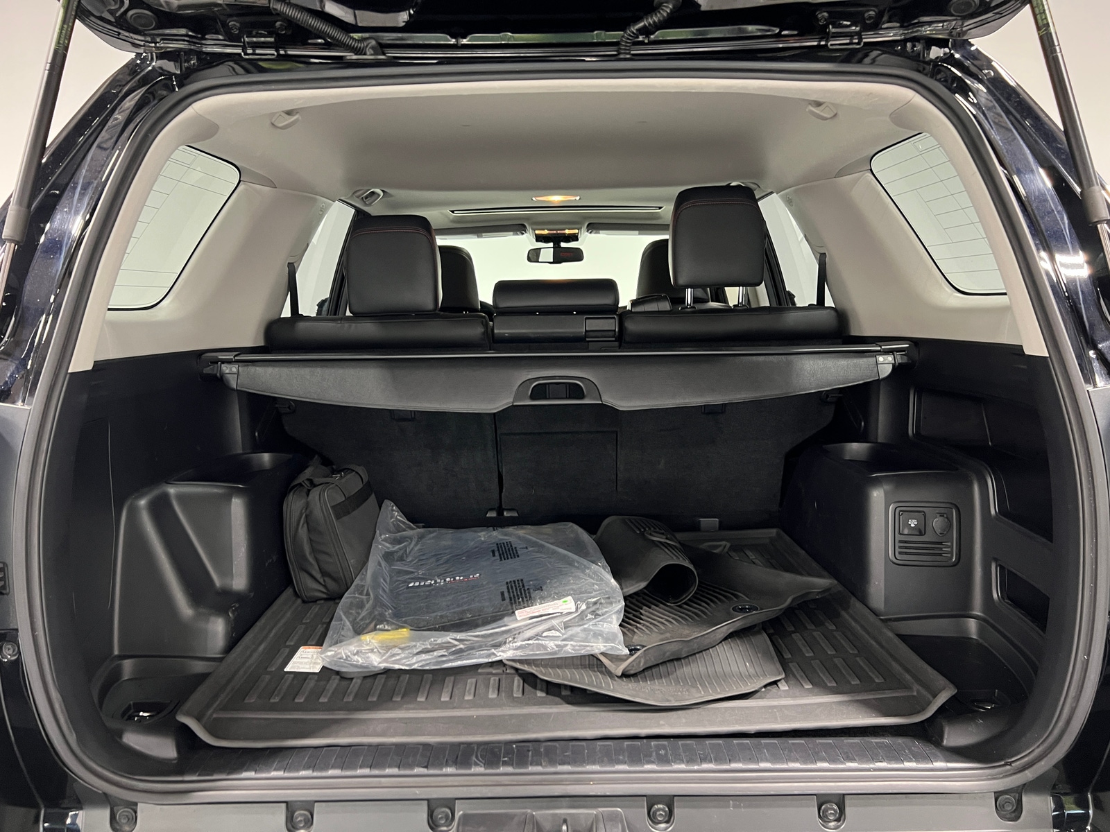 Thumbnail: 2018 Toyota 4Runner - 7