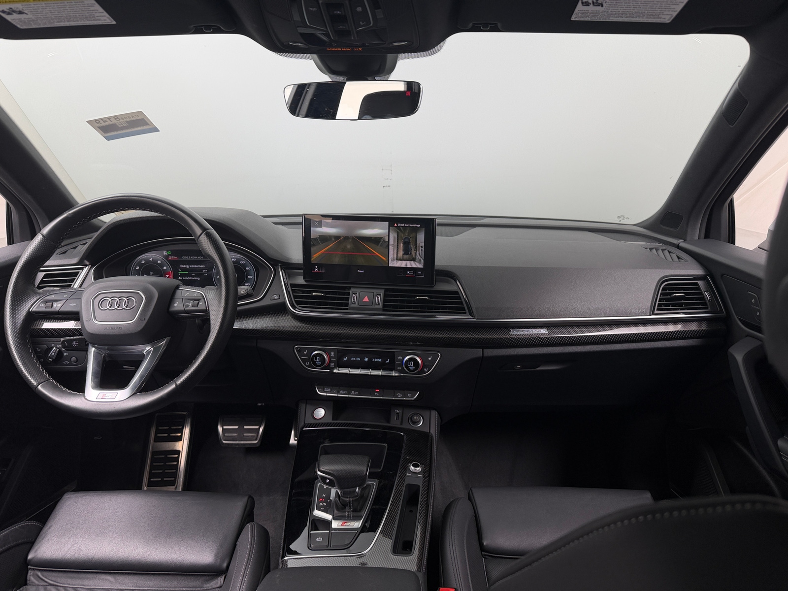 Thumbnail: 2023 Audi SQ5 - 2