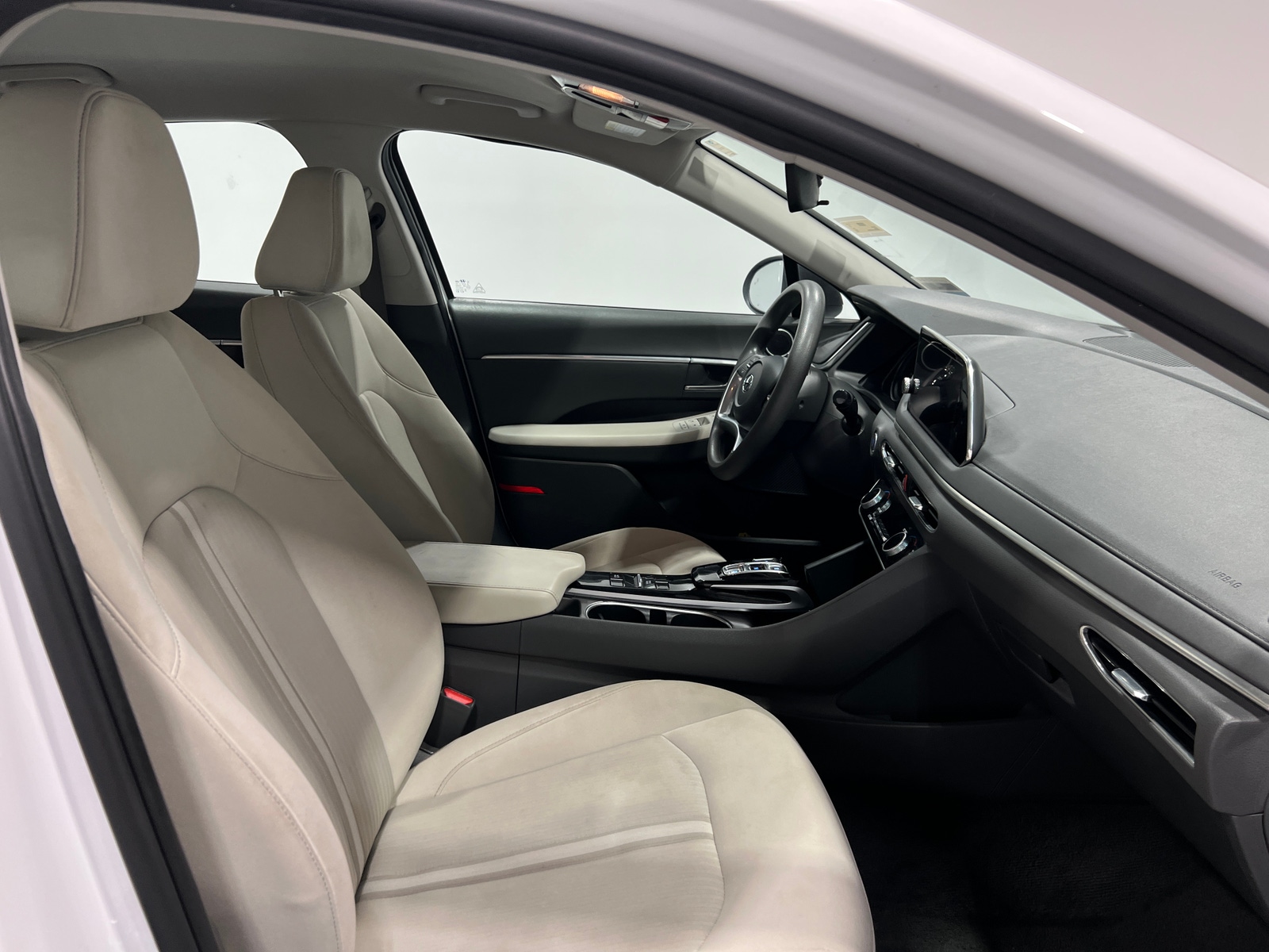 Thumbnail: 2023 Hyundai Sonata - 2