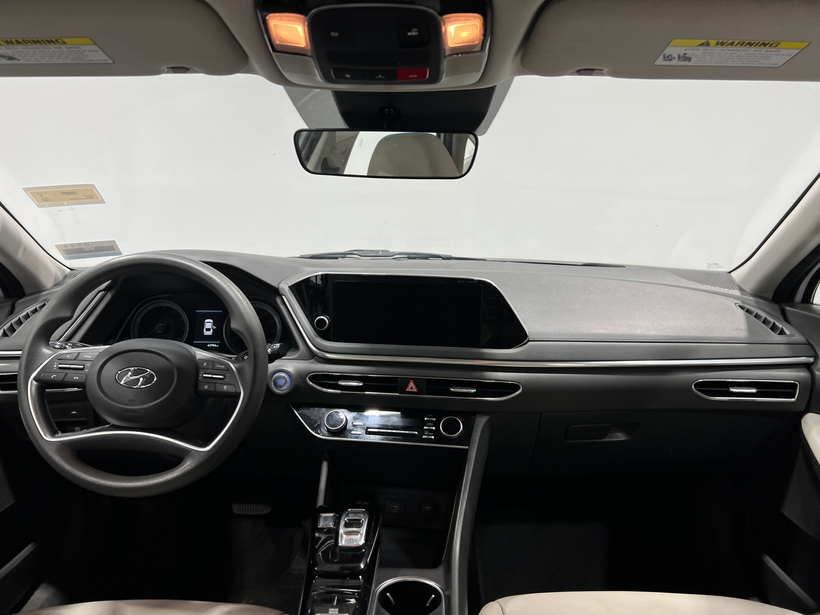 Thumbnail: 2023 Hyundai Sonata - 3