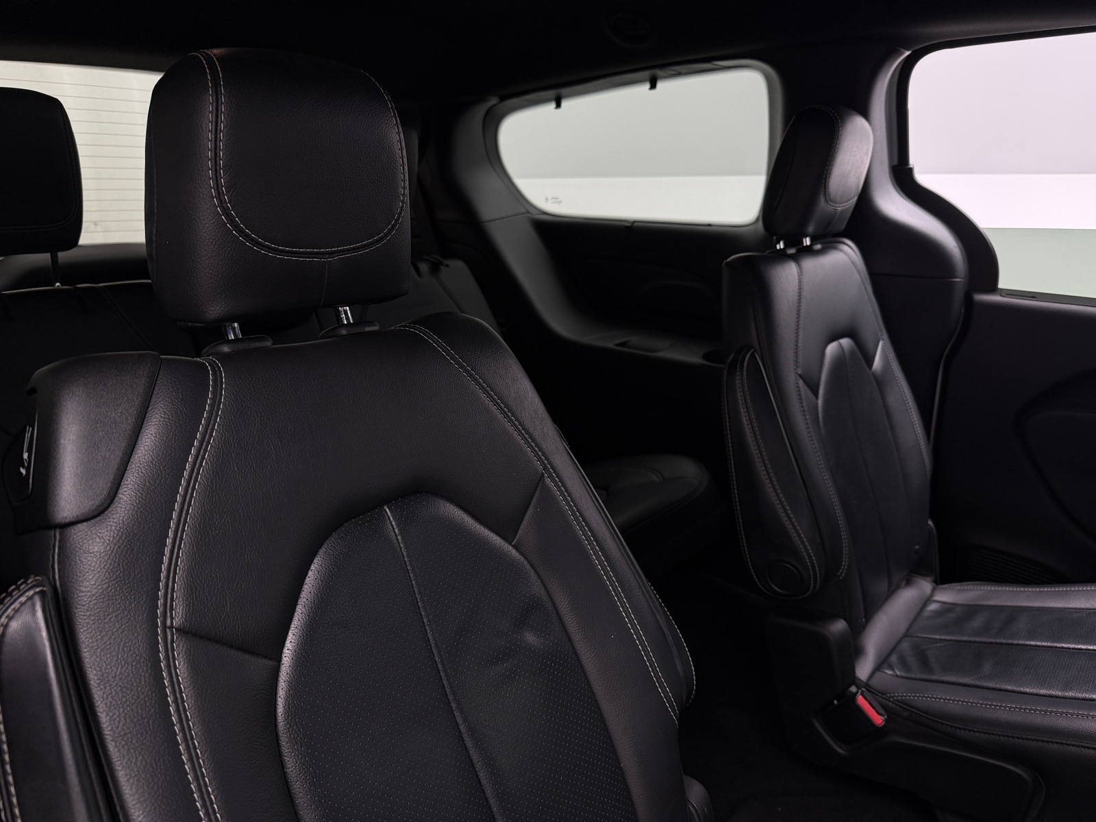 Thumbnail: 2021 Chrysler Pacifica - 5