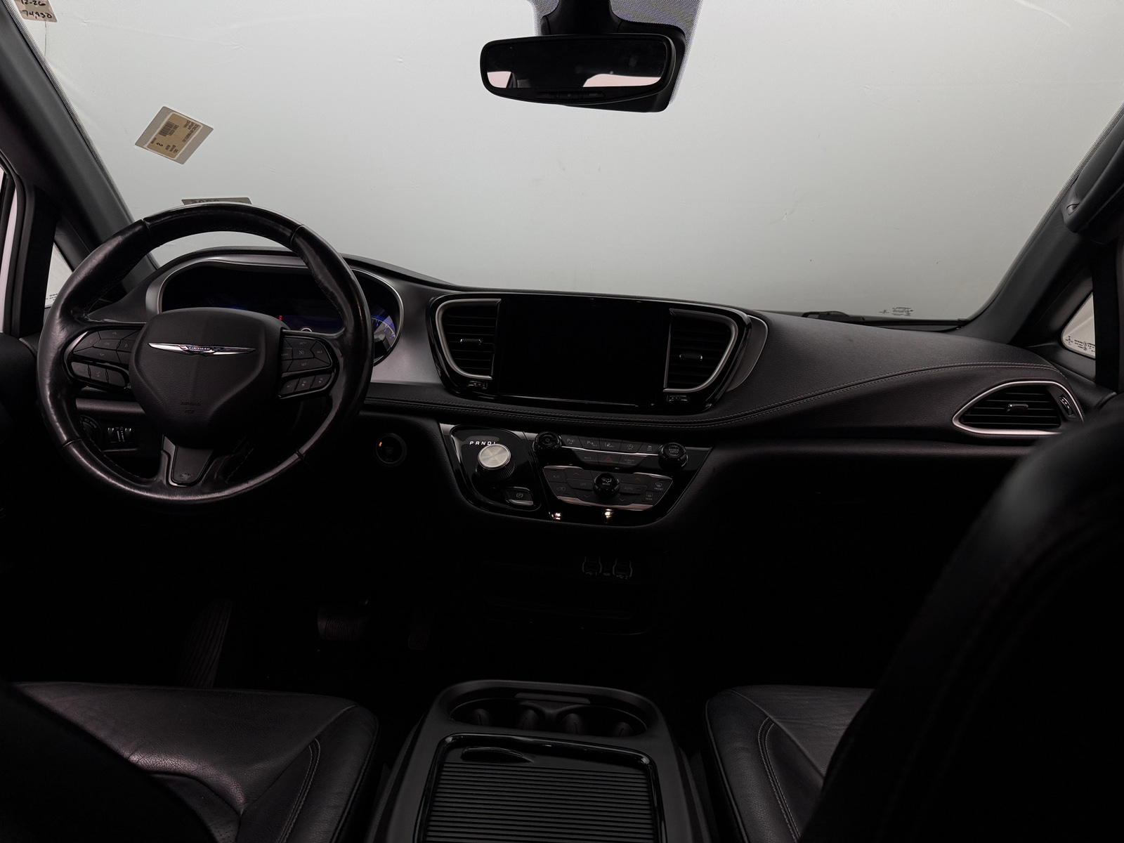 Thumbnail: 2021 Chrysler Pacifica - 2