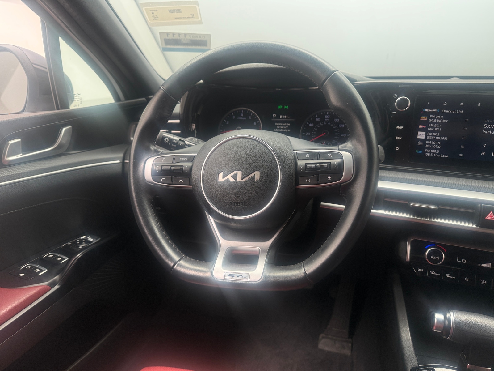 Thumbnail: 2023 Kia K5 - 4