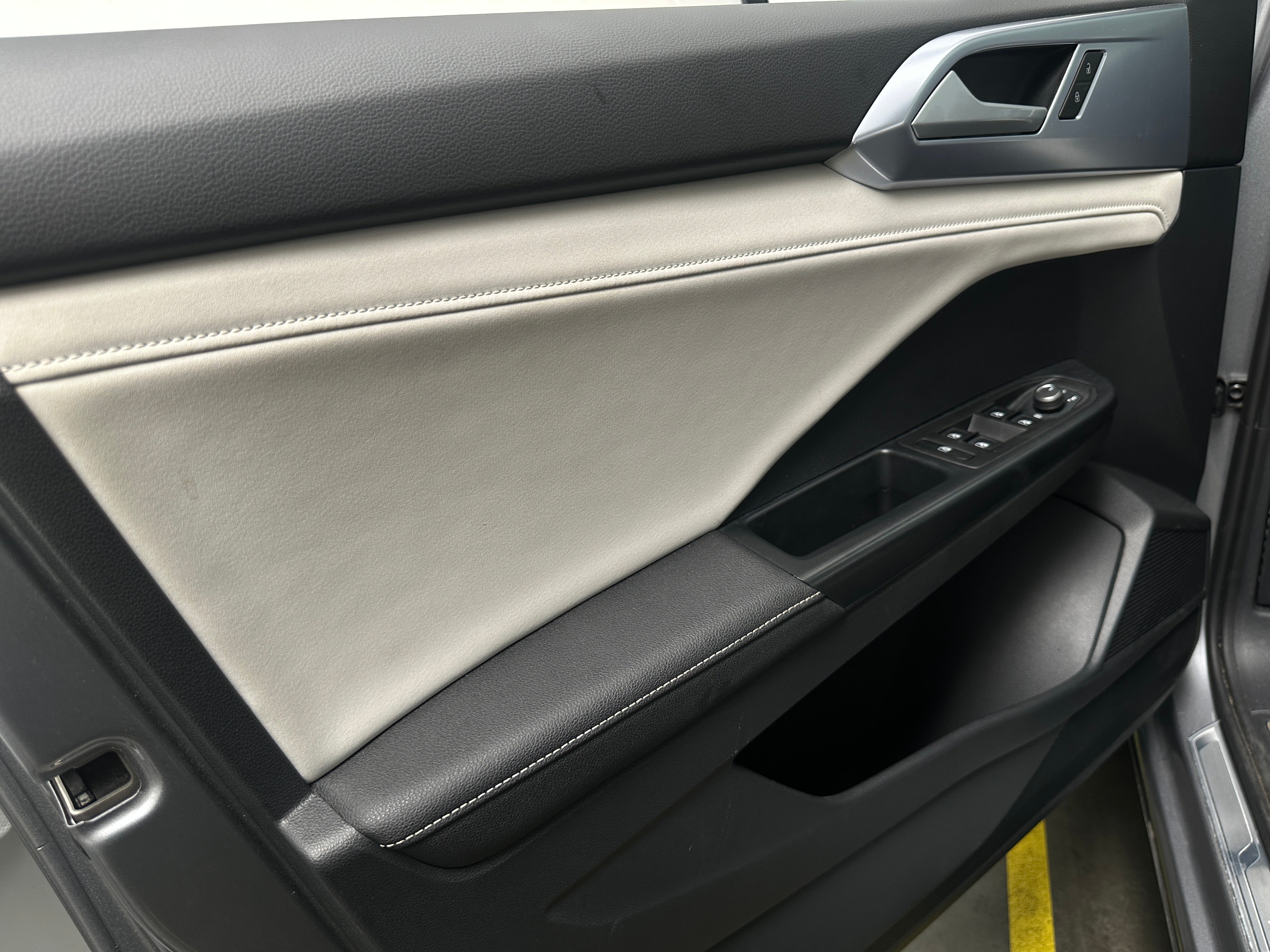 2025 Volkswagen Taos