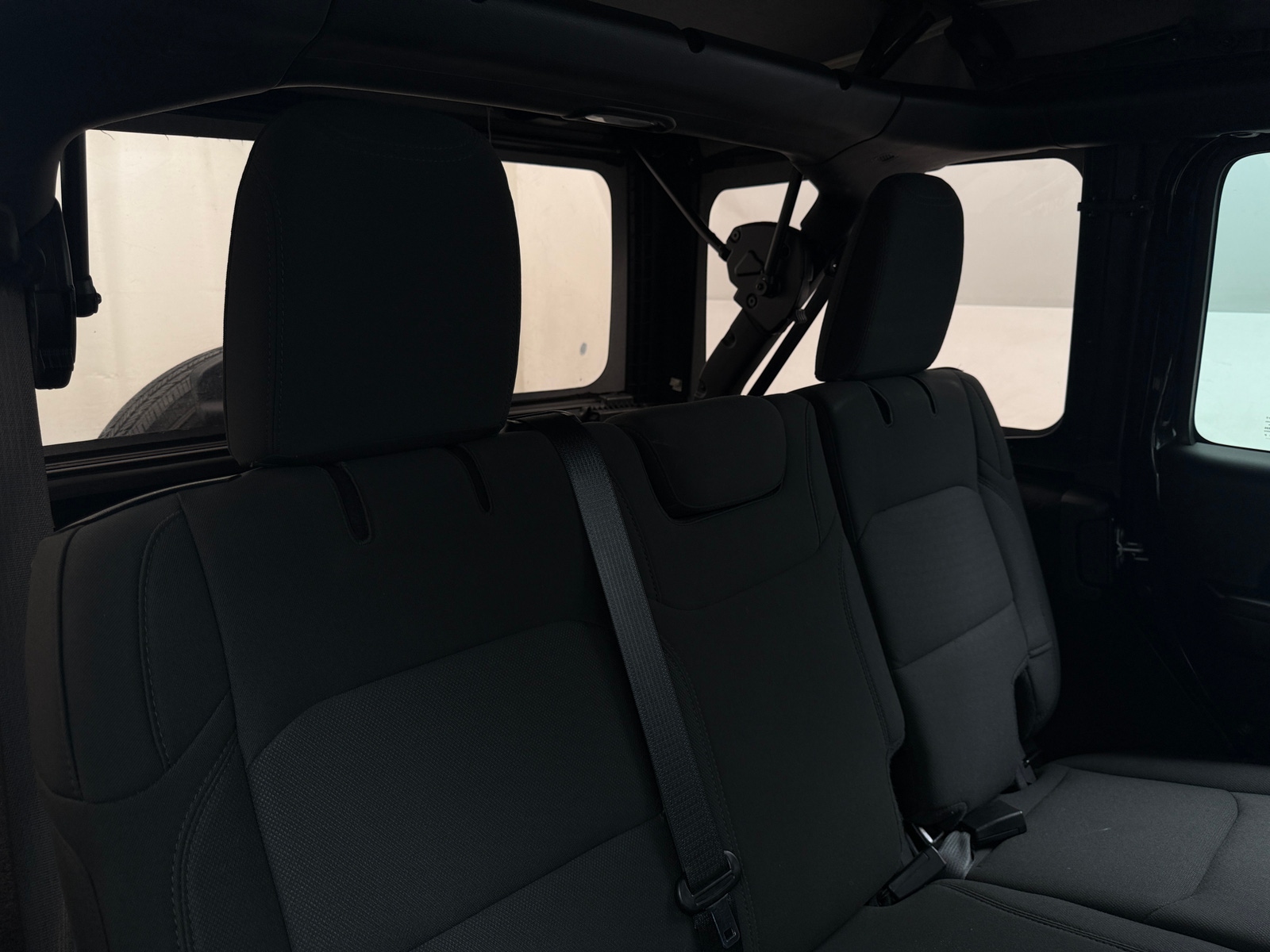 Thumbnail: 2021 Jeep Wrangler - 6