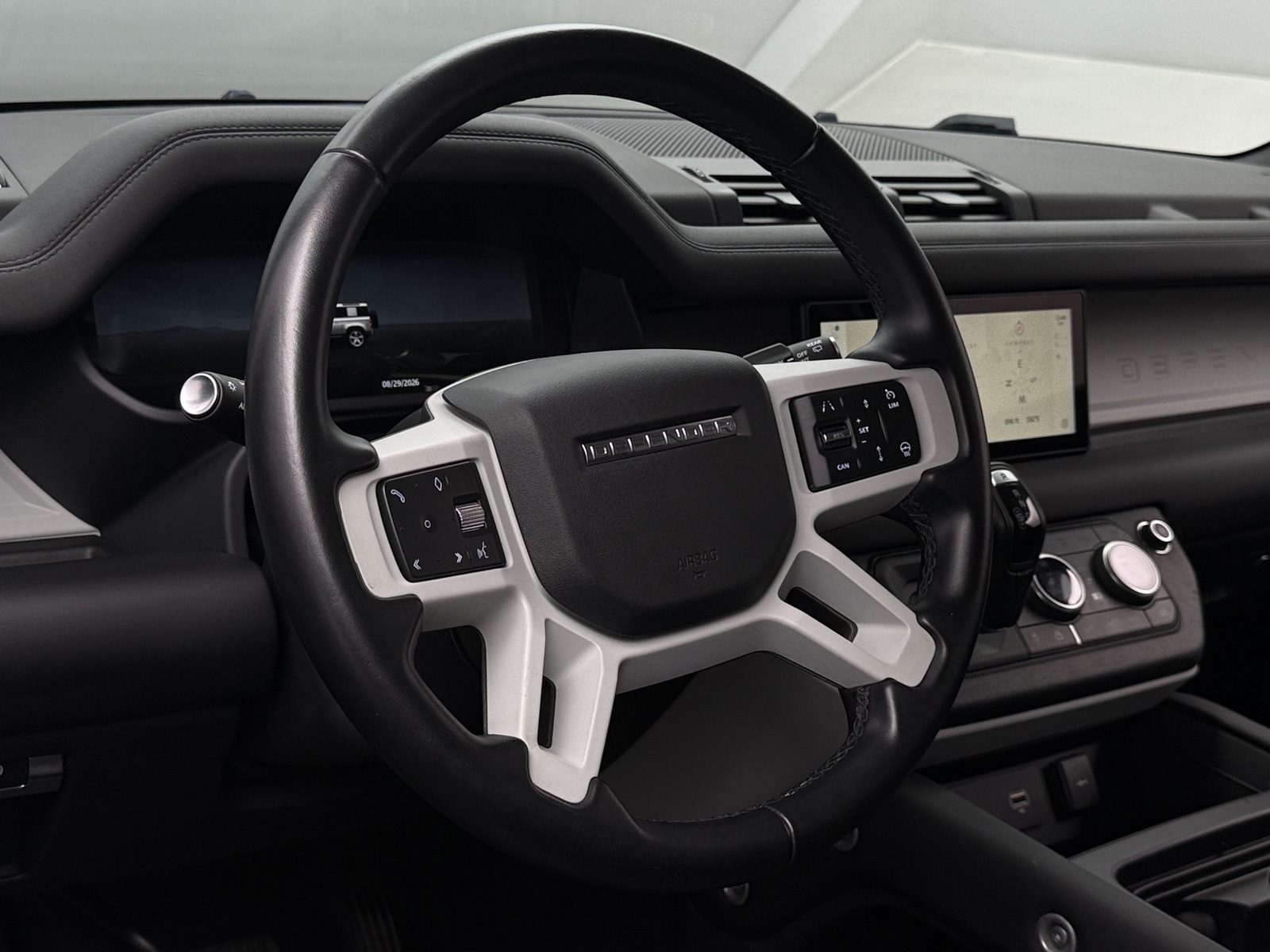 Thumbnail: 2024 Land Rover Defender - 4