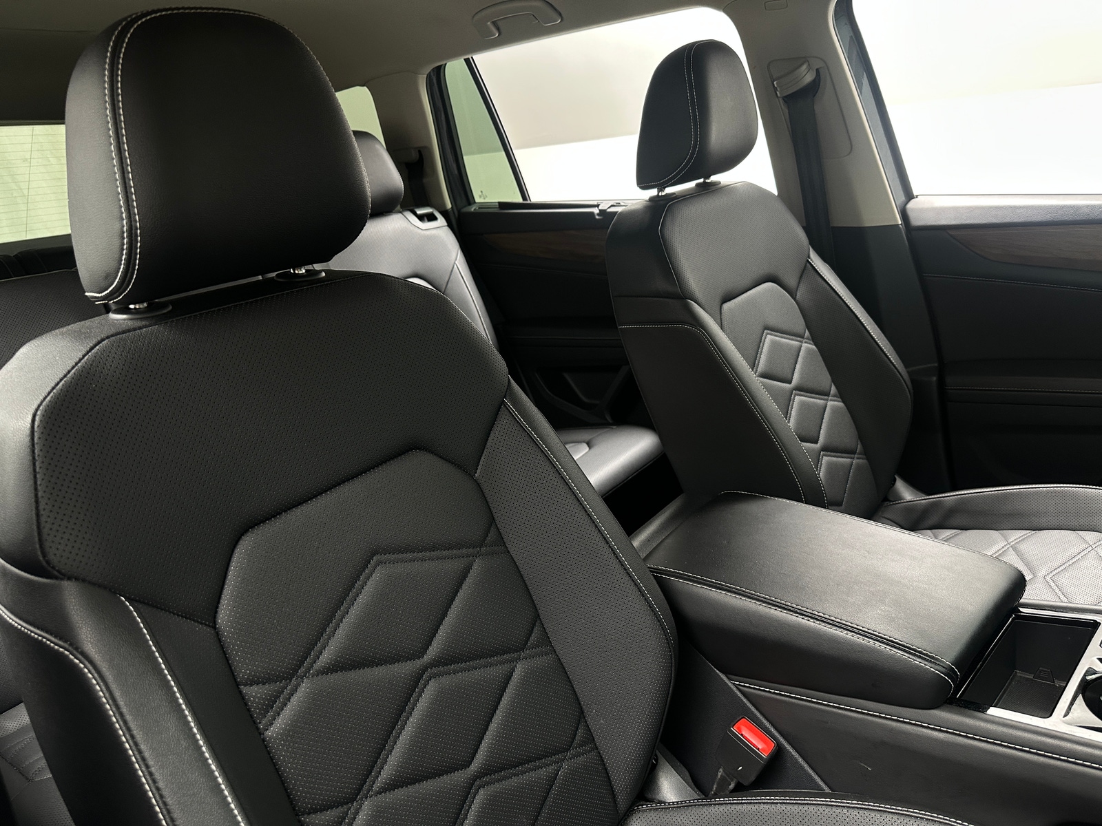 Thumbnail: 2025 Volkswagen Atlas - 2