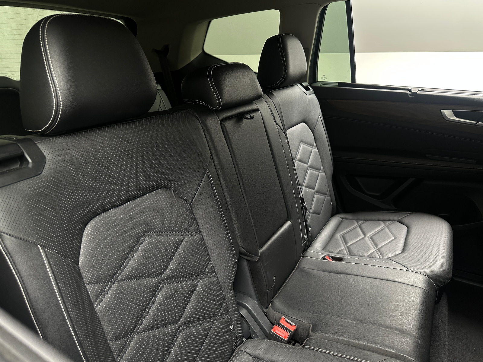 Thumbnail: 2025 Volkswagen Atlas - 6