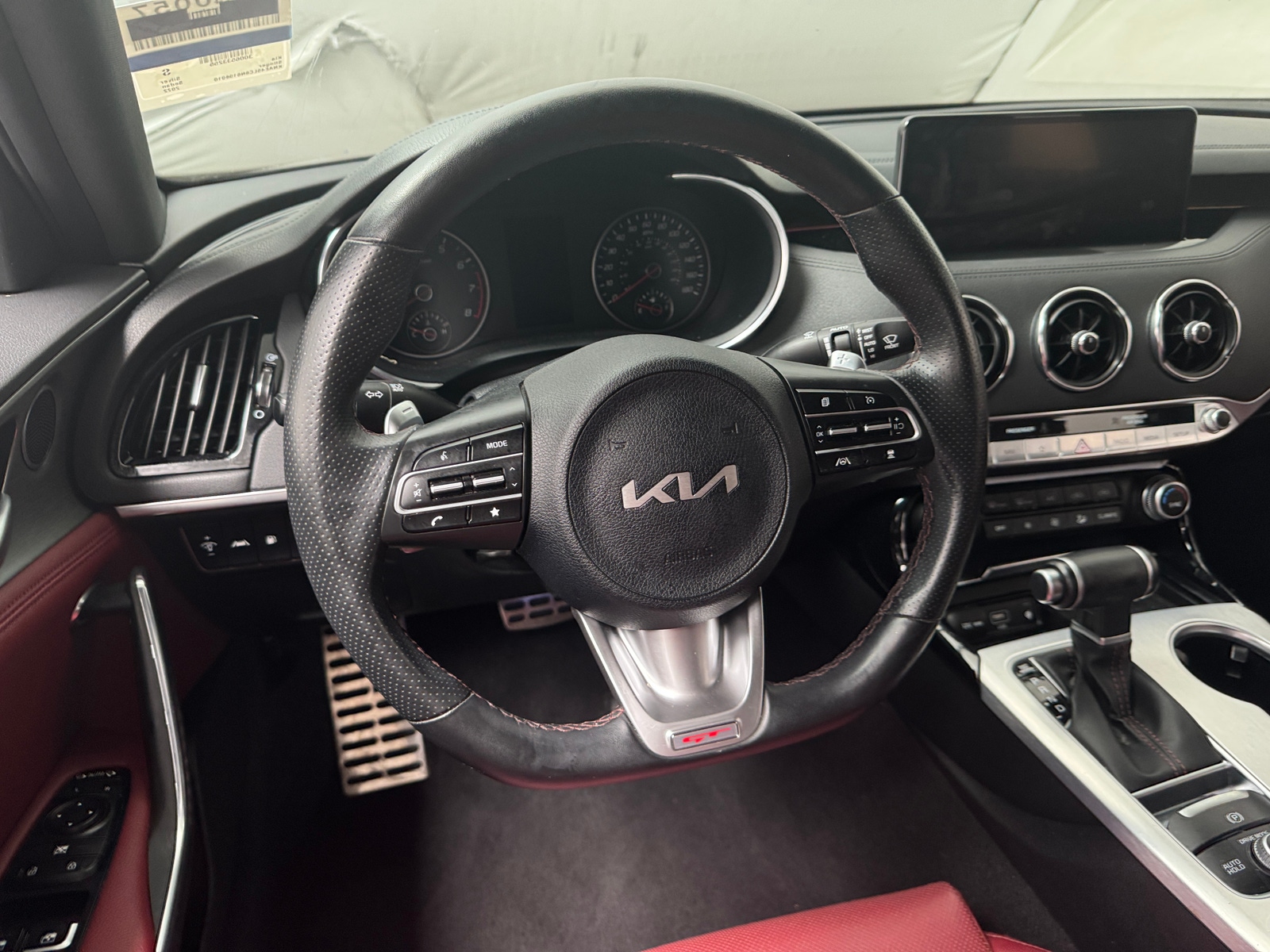 Thumbnail: 2022 Kia Stinger - 4