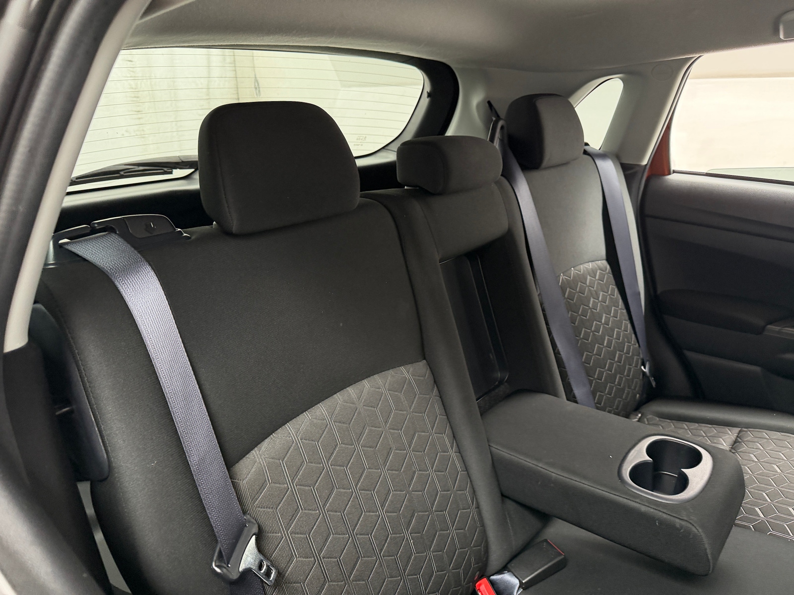 Thumbnail: 2024 Mitsubishi Outlander Sport - 6