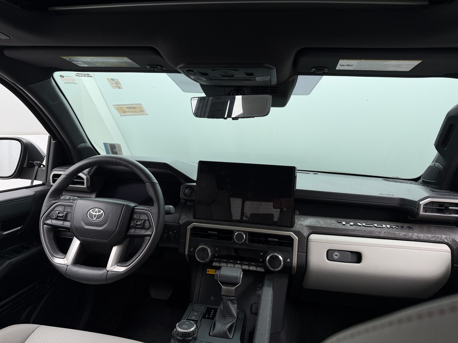 Thumbnail: 2025 Toyota Tacoma - 2