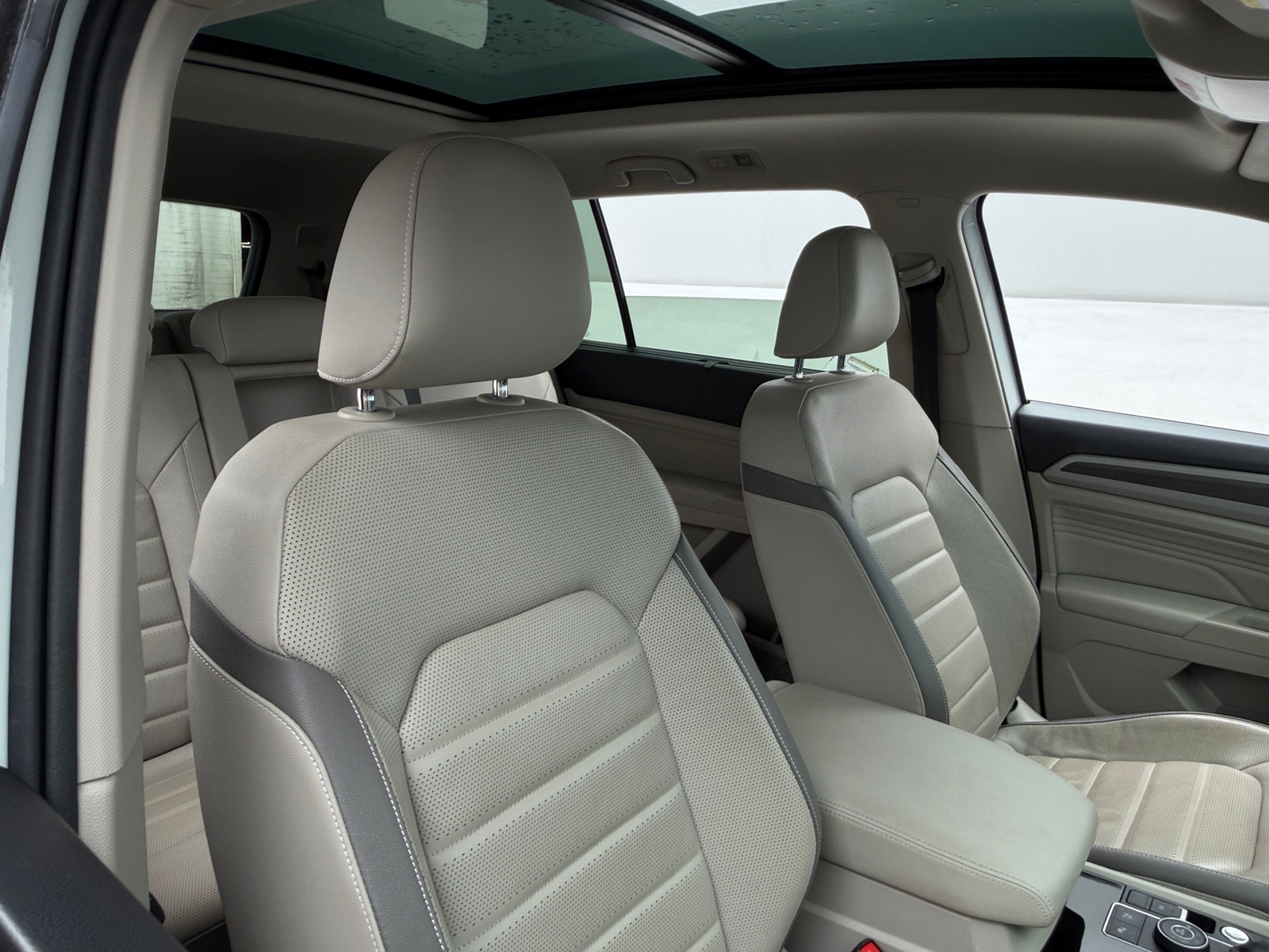 Thumbnail: 2021 Volkswagen Atlas - 2