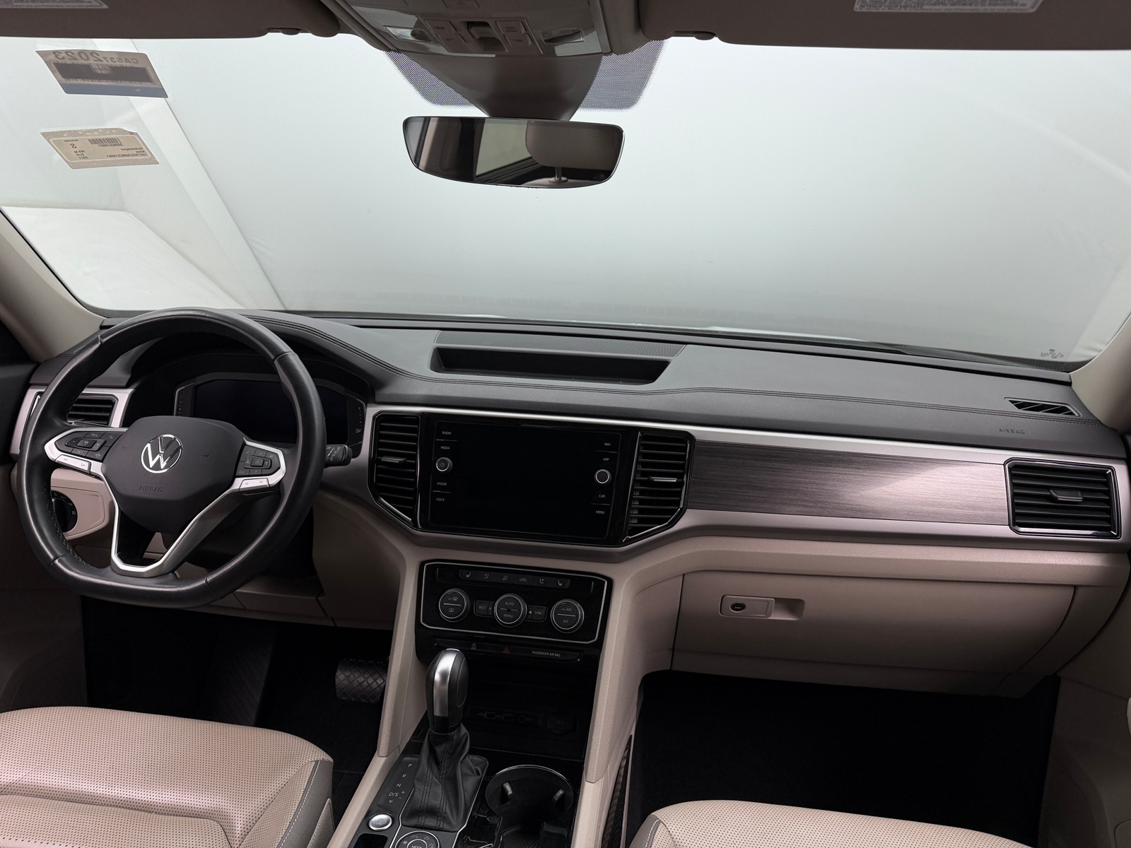 Thumbnail: 2021 Volkswagen Atlas - 3