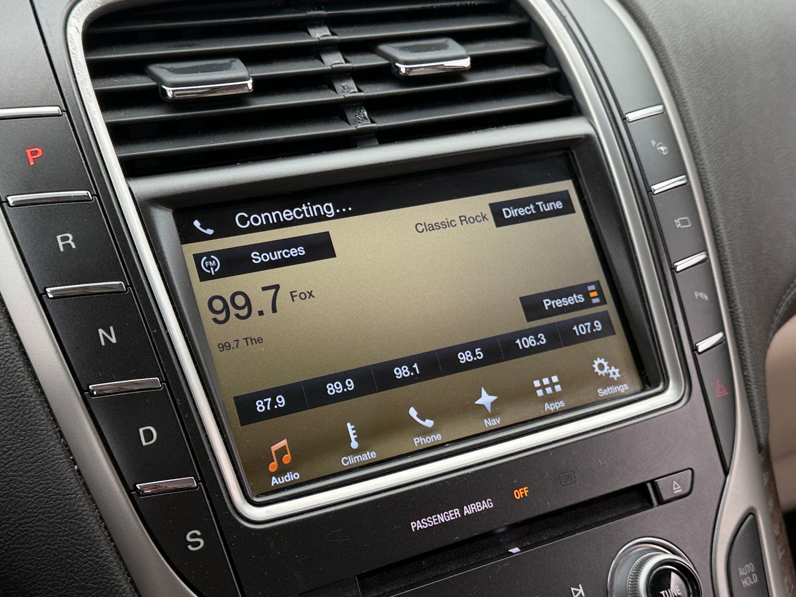 Thumbnail: 2016 Lincoln MKX - 3