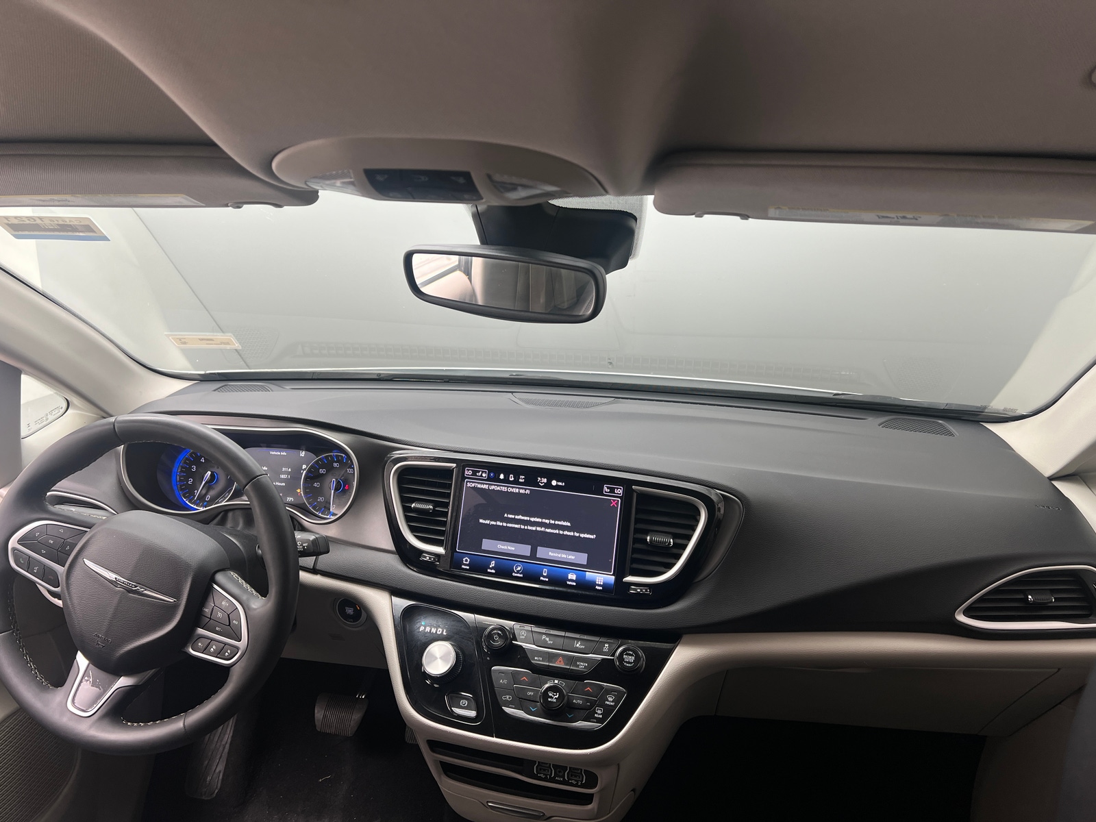 Thumbnail: 2024 Chrysler Pacifica - 2