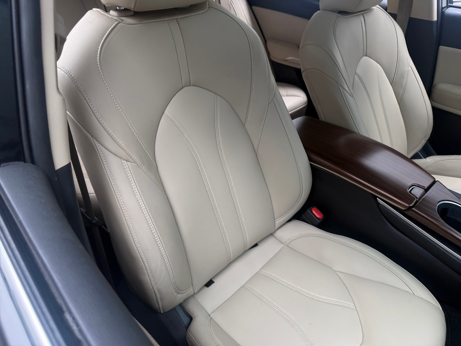Thumbnail: 2021 Toyota Avalon - 2