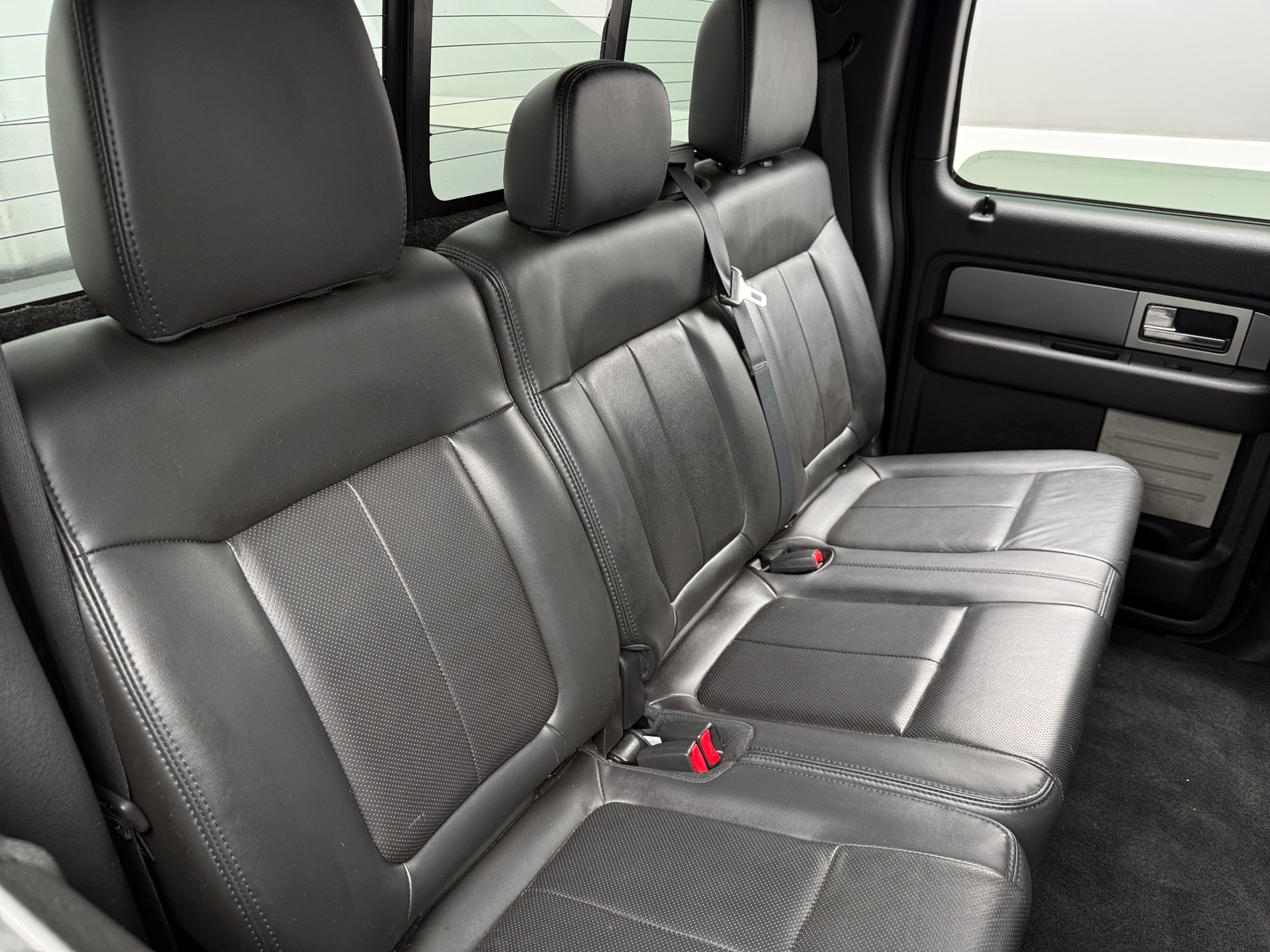 Thumbnail: 2011 Ford Econoline - 6
