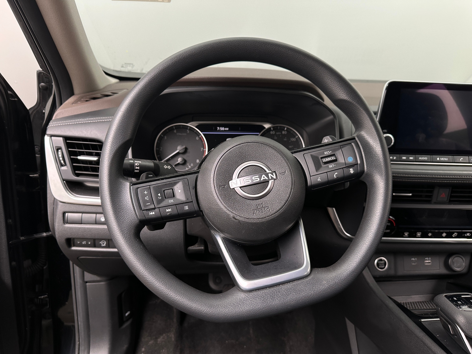 Thumbnail: 2023 Nissan Rogue - 5