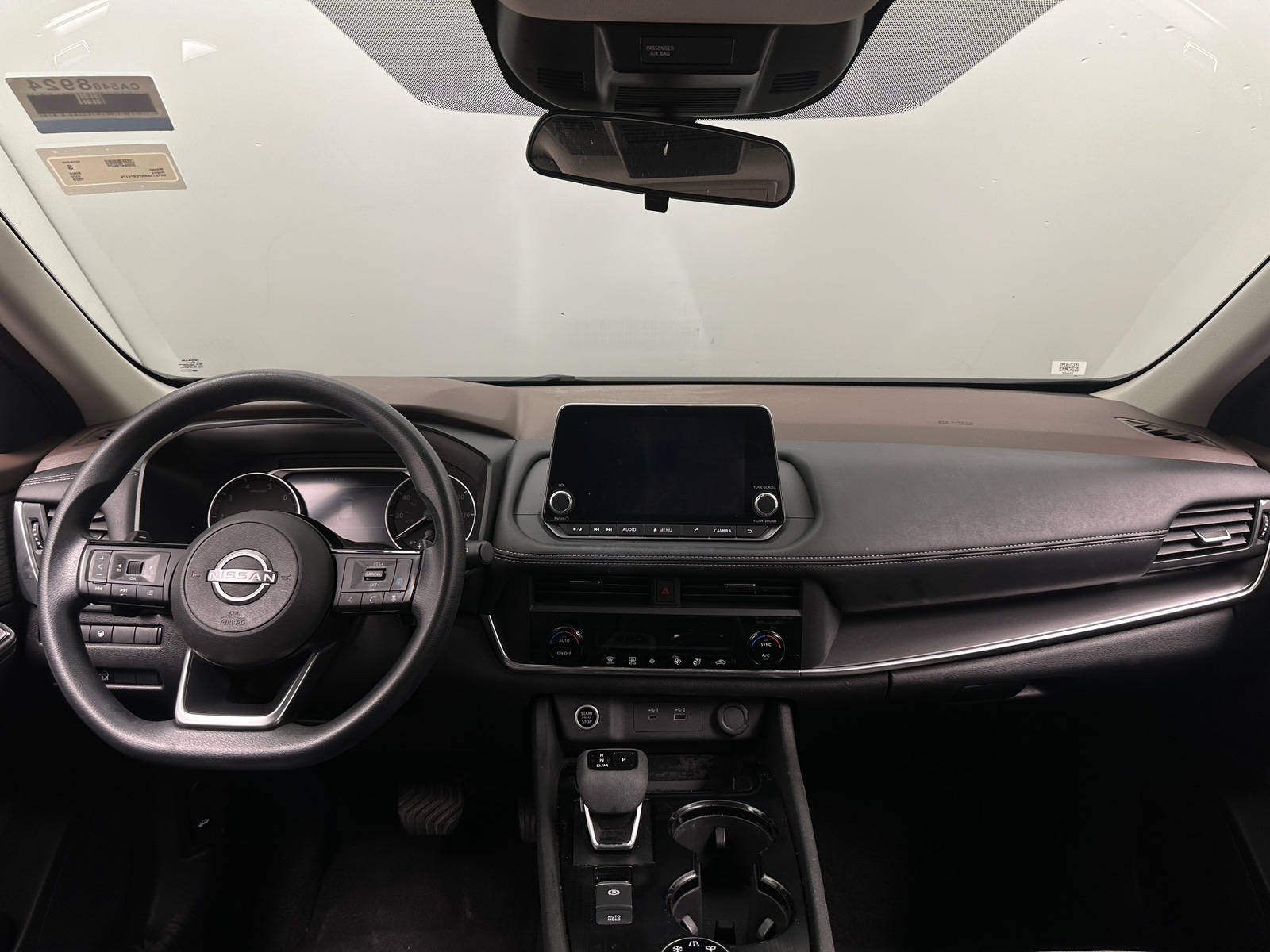 Thumbnail: 2023 Nissan Rogue - 3