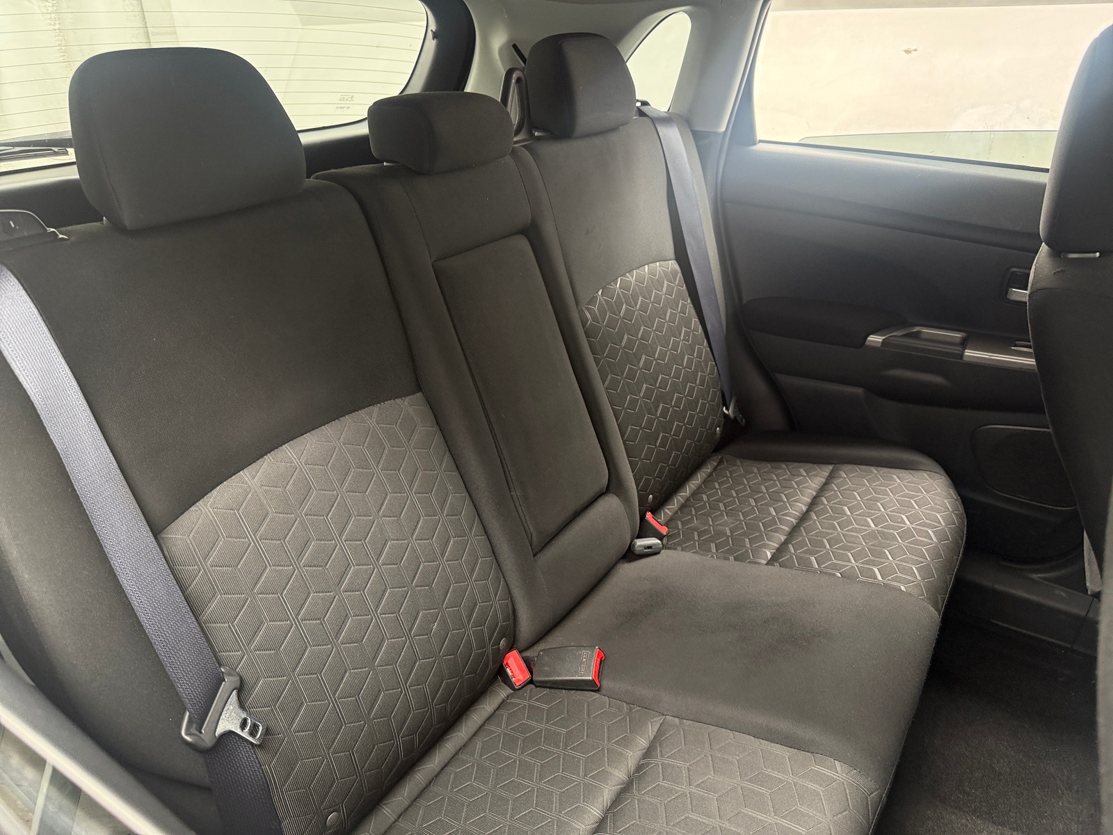 Thumbnail: 2020 Mitsubishi Outlander Sport - 6