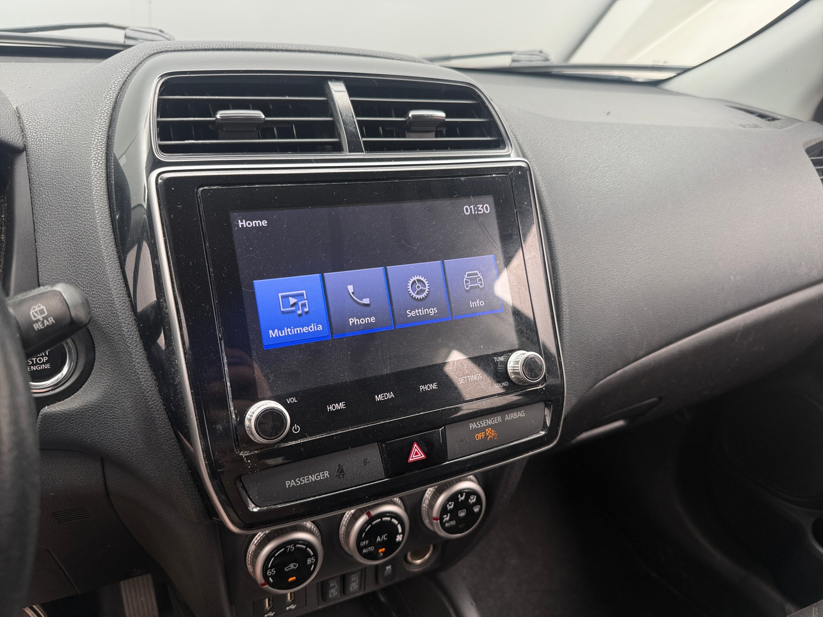 Thumbnail: 2020 Mitsubishi Outlander Sport - 4