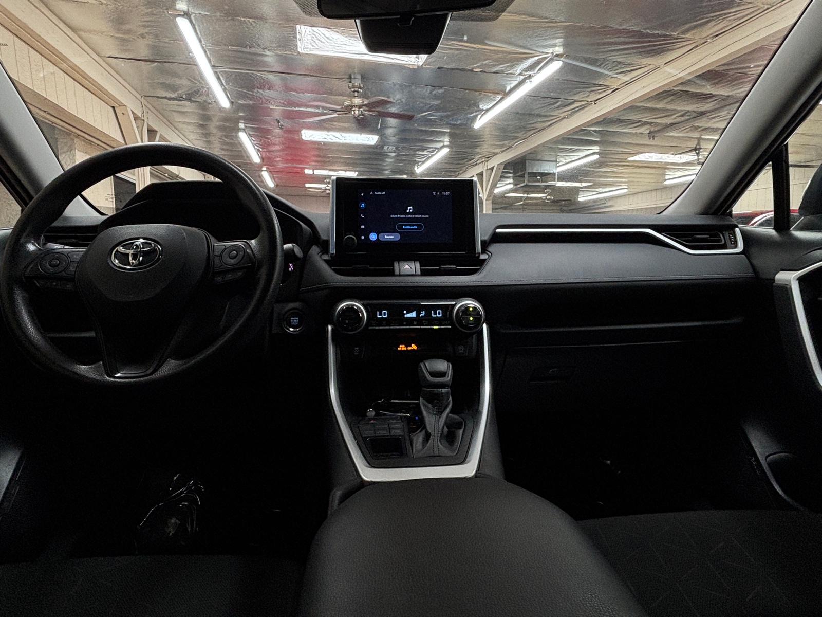 Thumbnail: 2025 Toyota RAV4 - 3