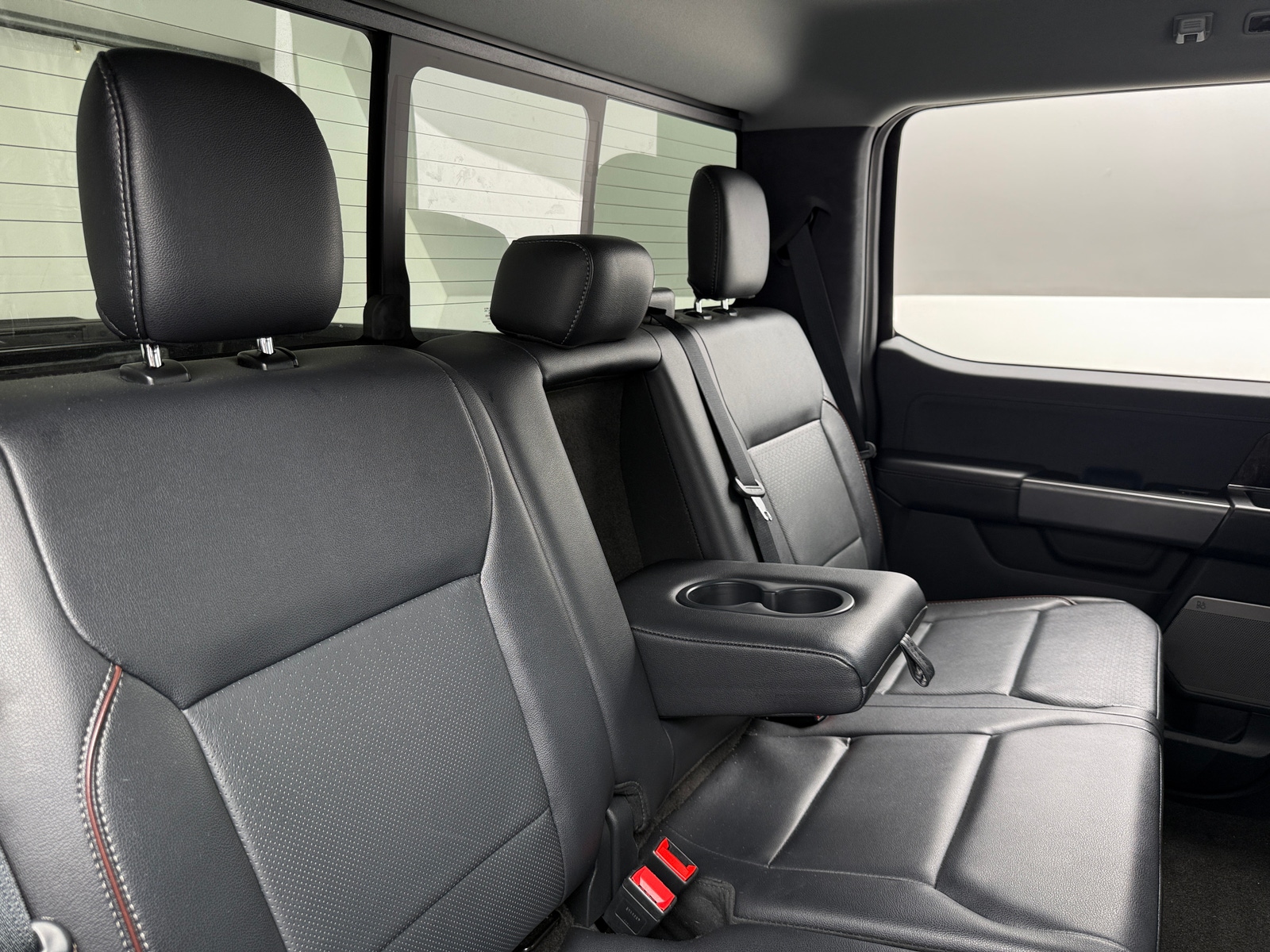 Thumbnail: 2022 Ford Econoline - 5