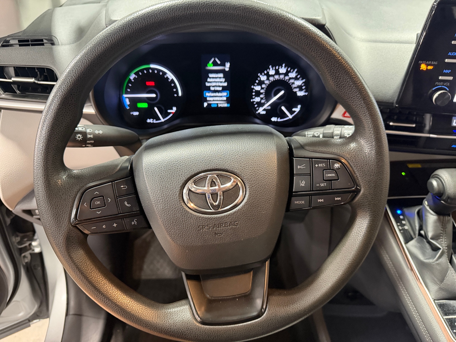 Thumbnail: 2022 Toyota Sienna - 5