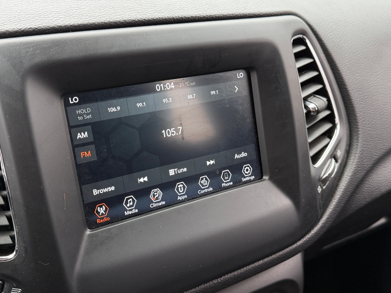 Thumbnail: 2020 Jeep Compass - 4
