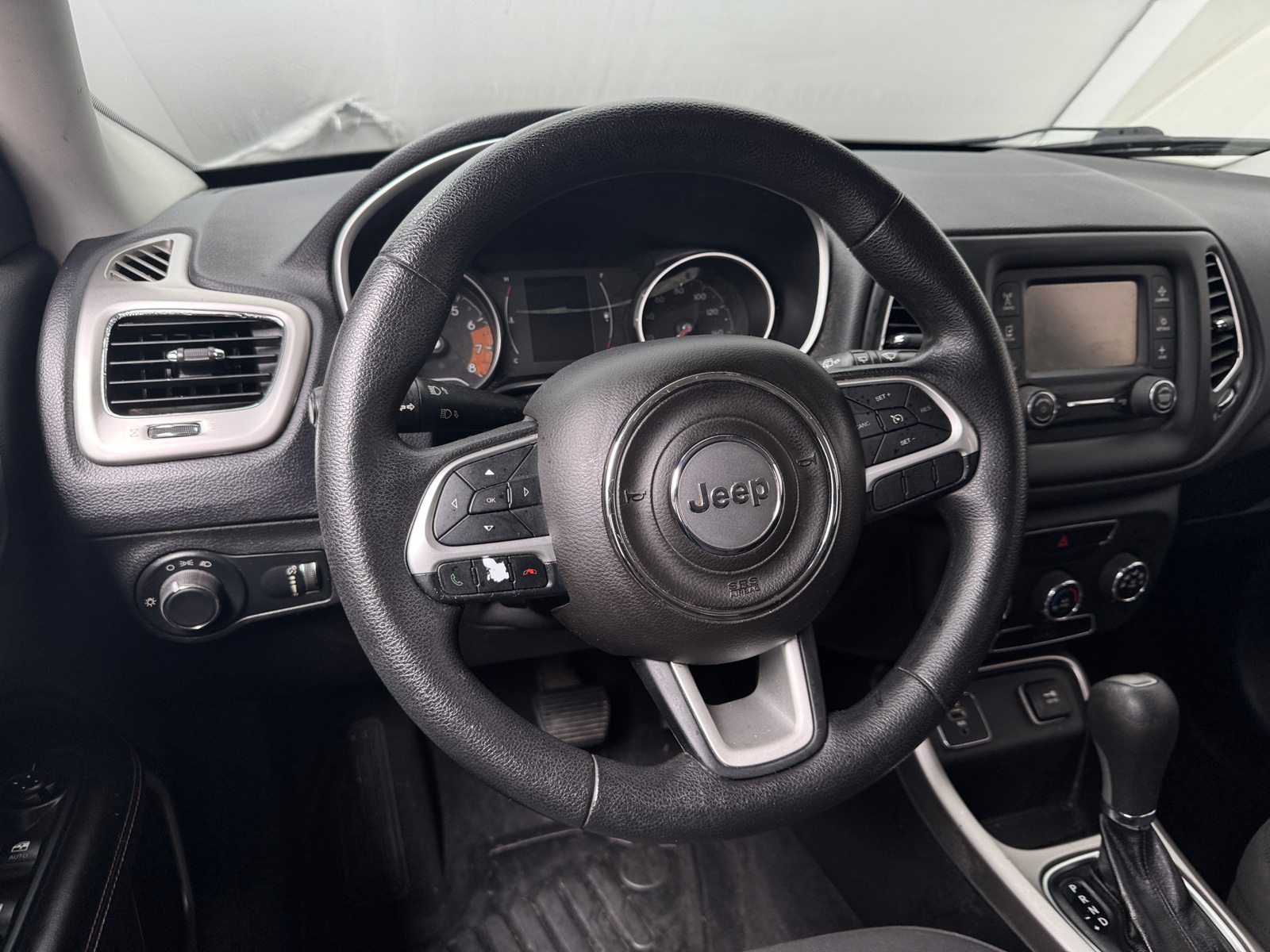 Thumbnail: 2017 Jeep Compass - 5