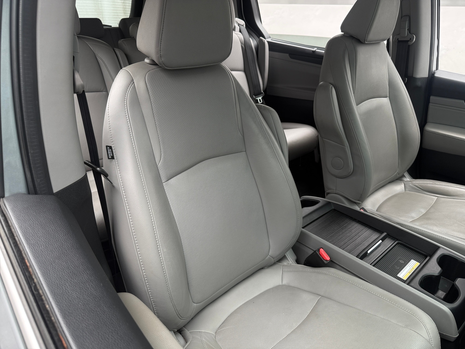 Thumbnail: 2019 Honda Odyssey - 2