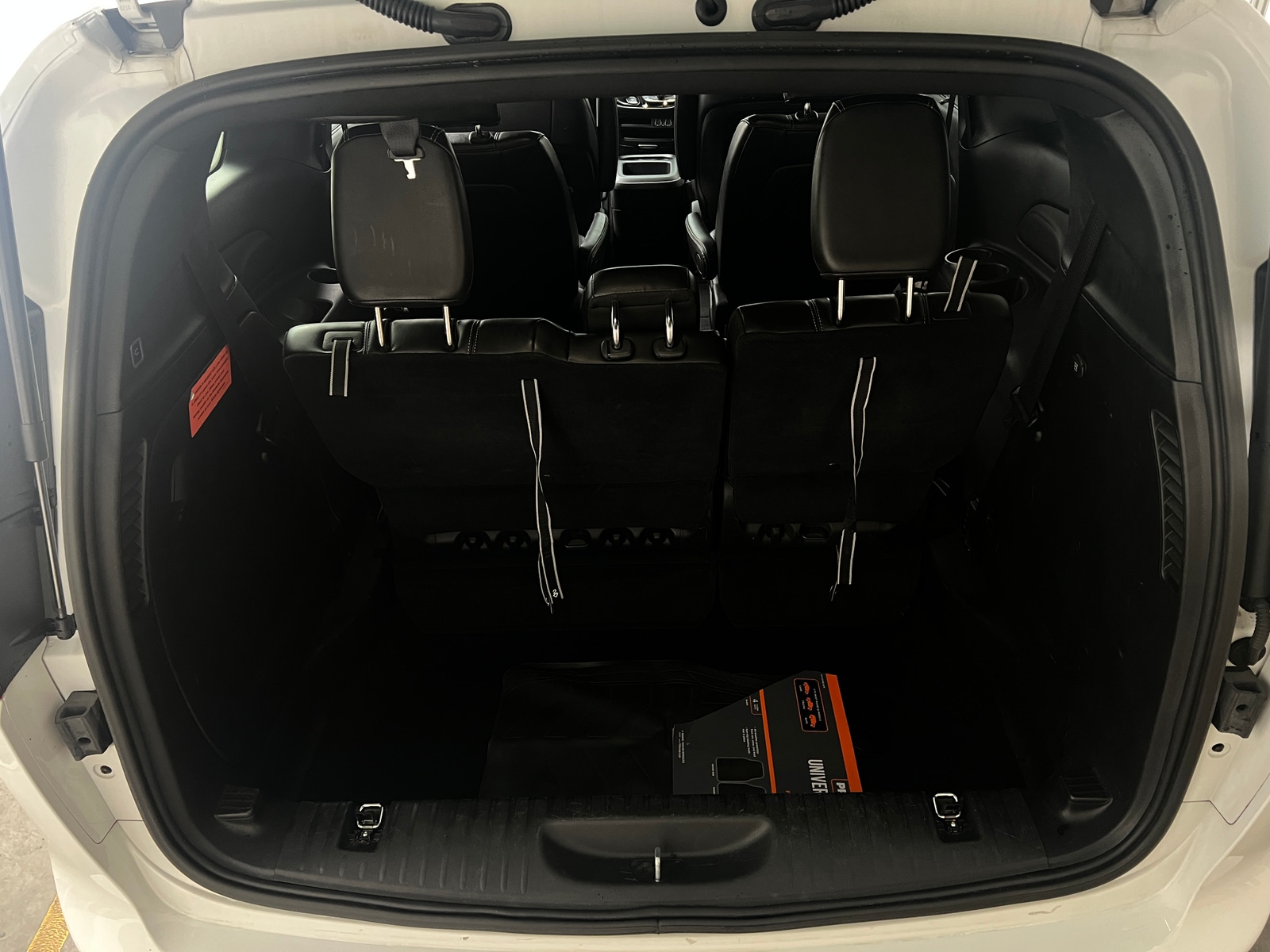 Thumbnail: 2025 Chrysler Pacifica - 6