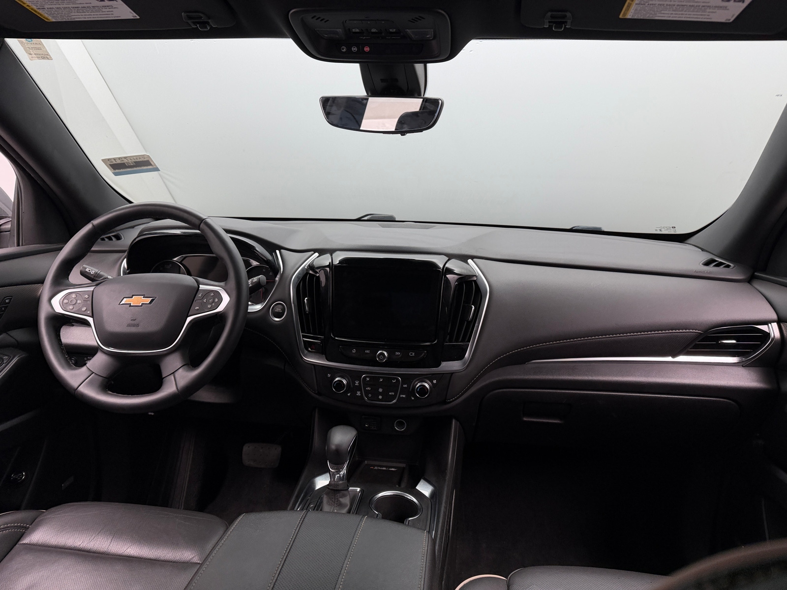 Thumbnail: 2023 Chevrolet Traverse - 2