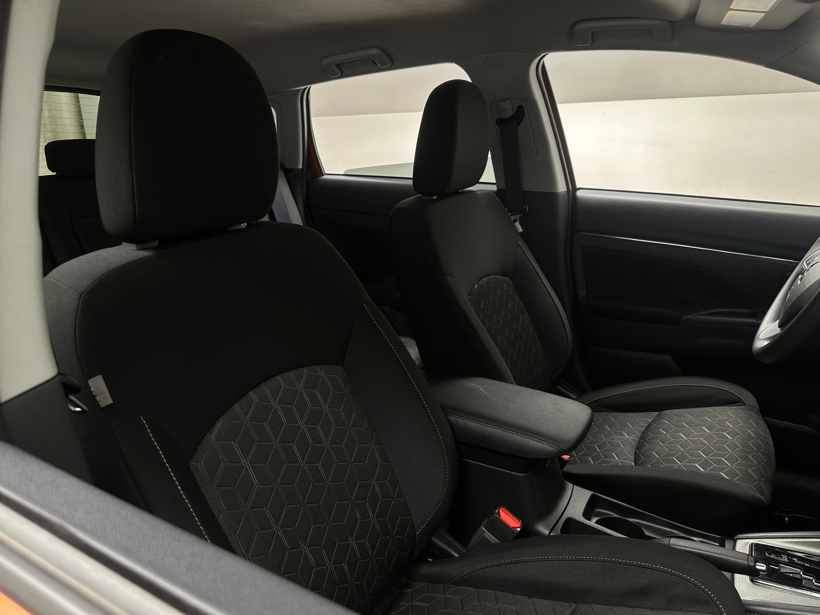 Thumbnail: 2026 Mitsubishi Outlander Sport - 2