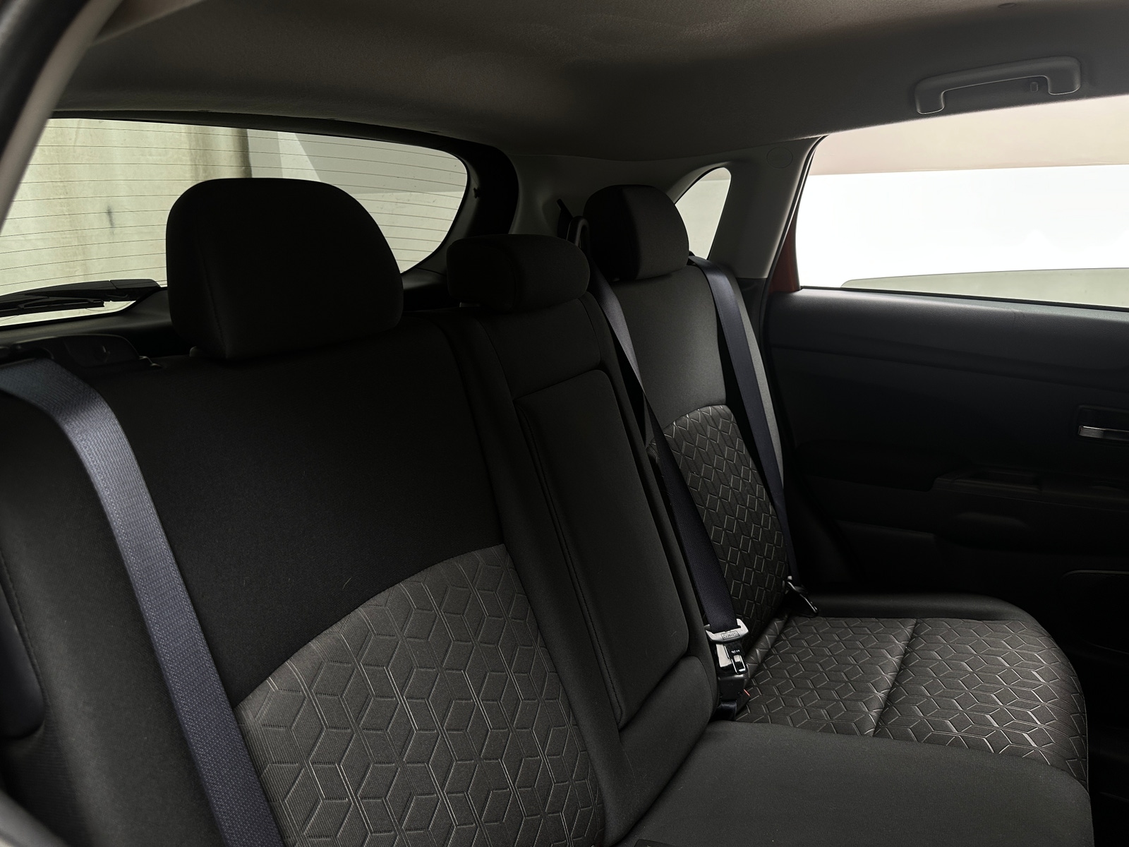 Thumbnail: 2026 Mitsubishi Outlander Sport - 6