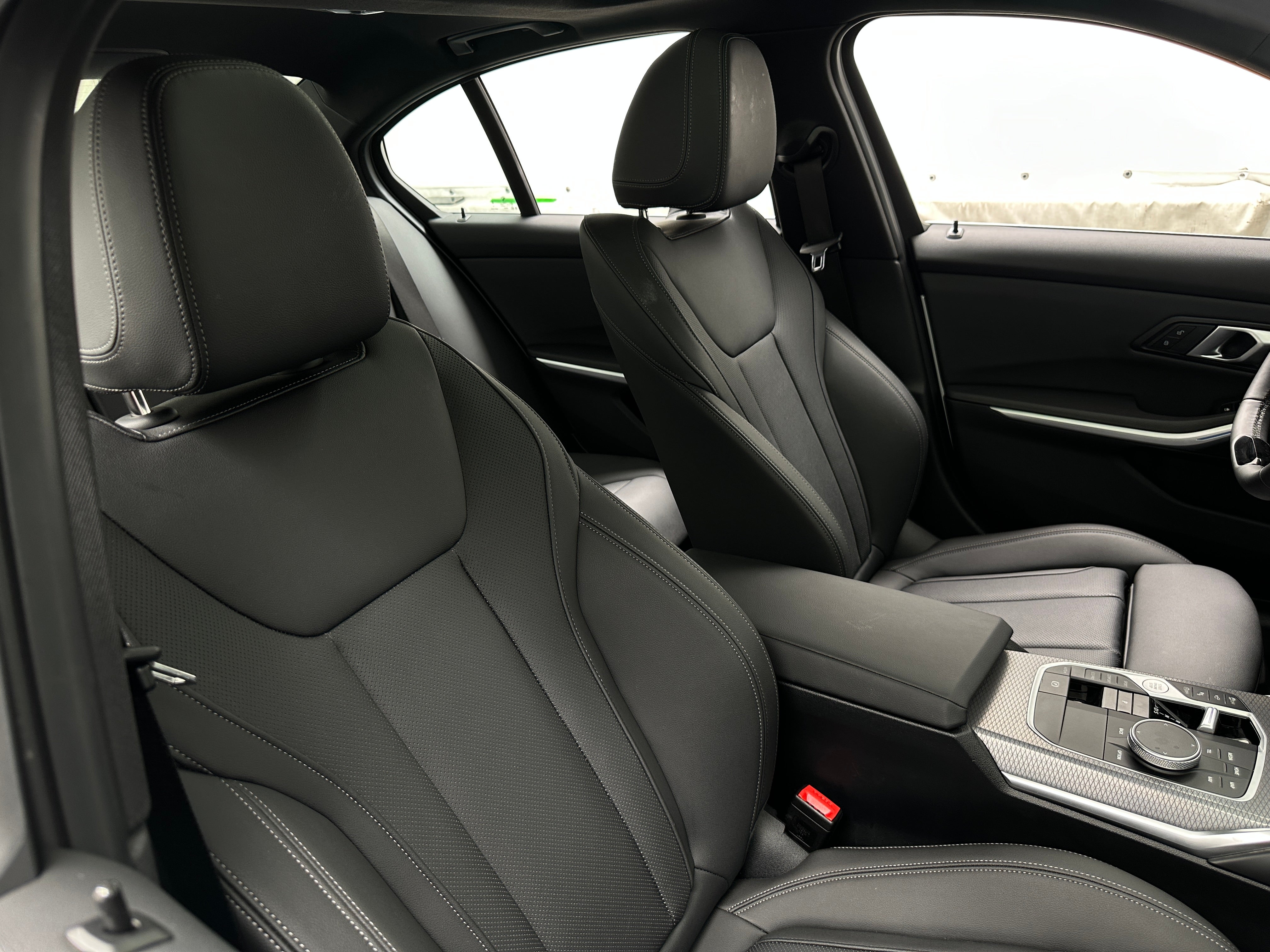 2026 BMW 3 Series 330i