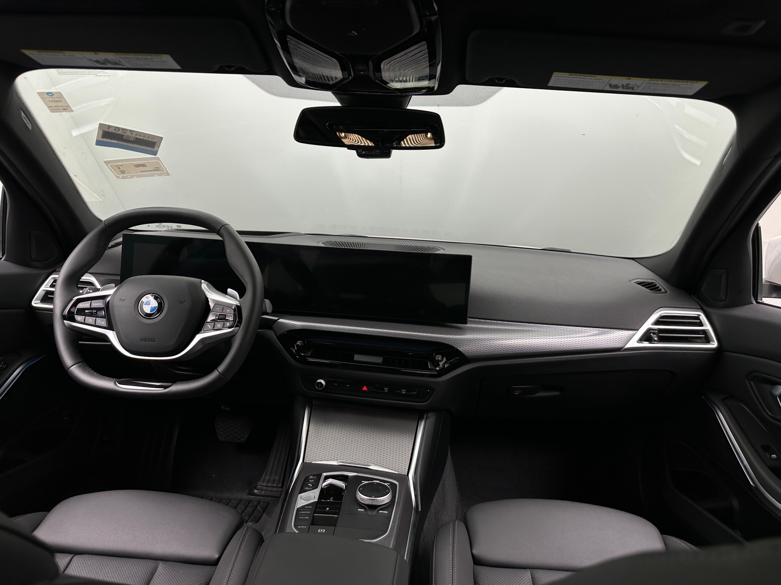Thumbnail: 2026 BMW 3 Series - 2