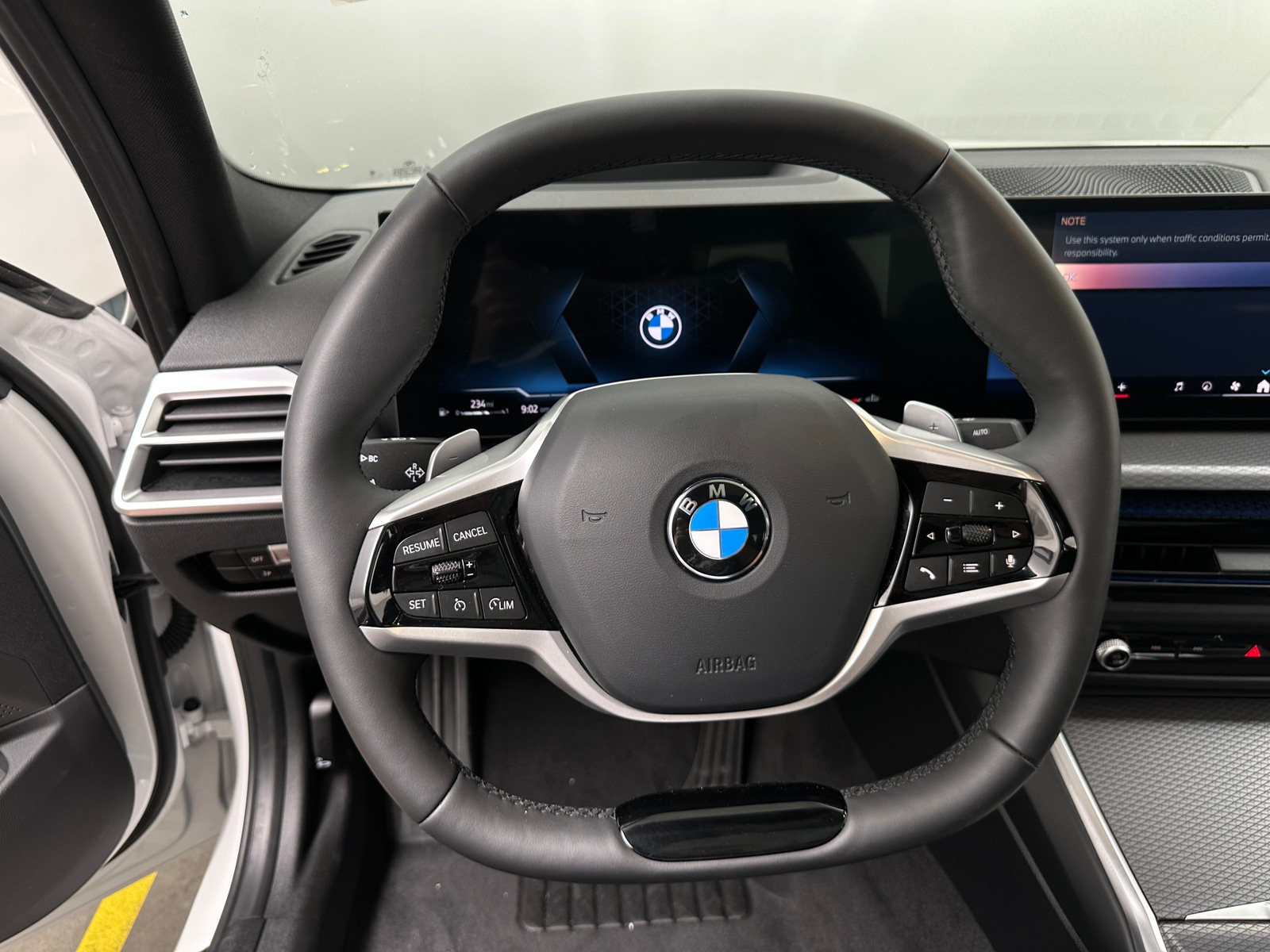 Thumbnail: 2026 BMW 3 Series - 4