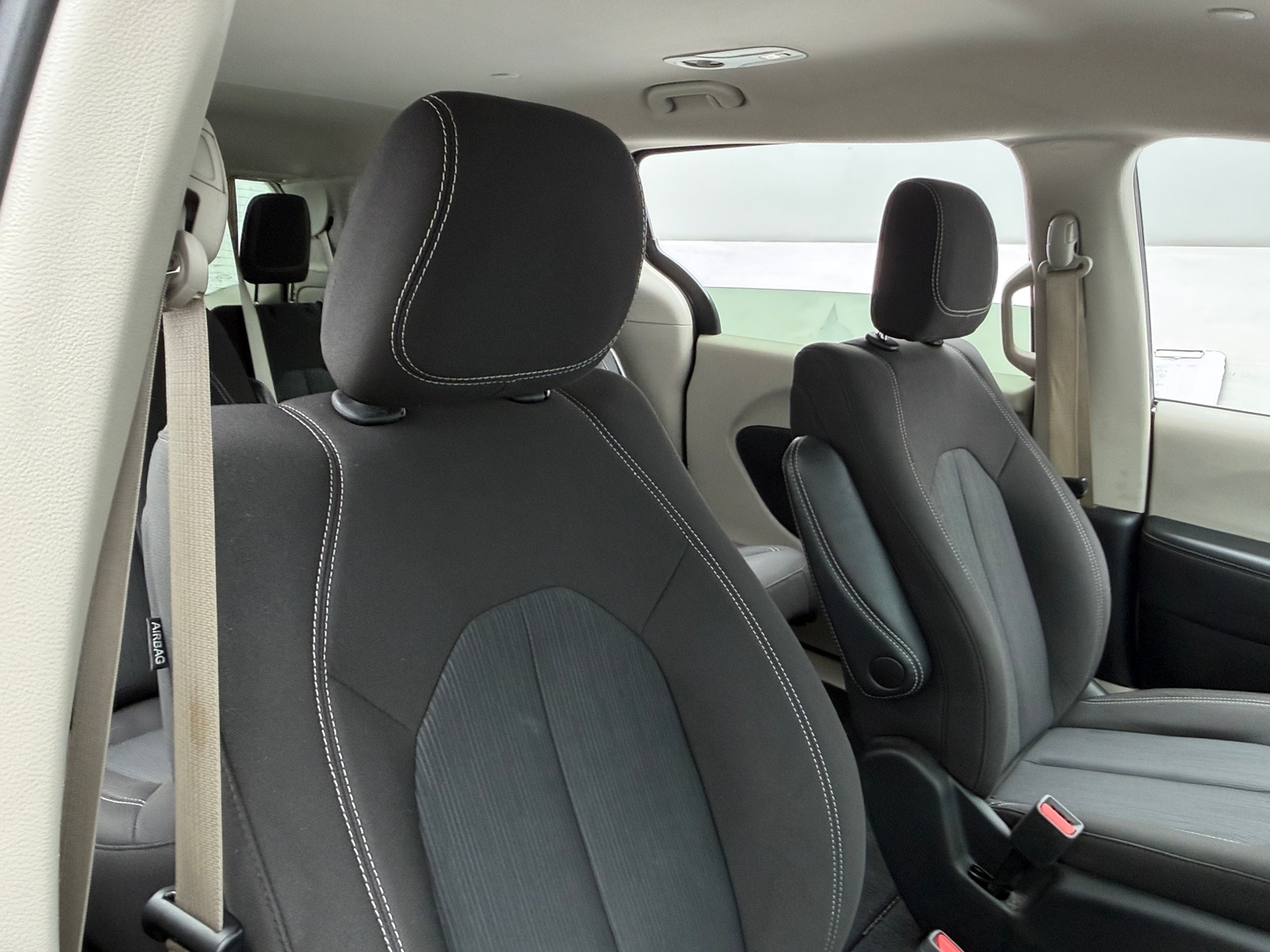 Thumbnail: 2023 Chrysler Voyager - 2