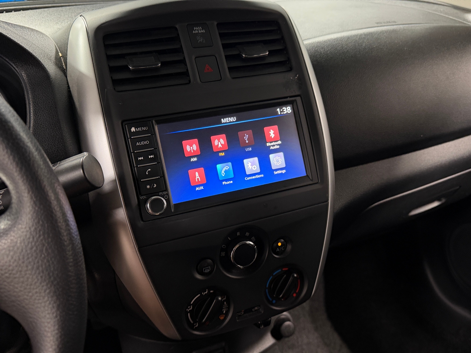 Thumbnail: 2019 Nissan Versa - 4