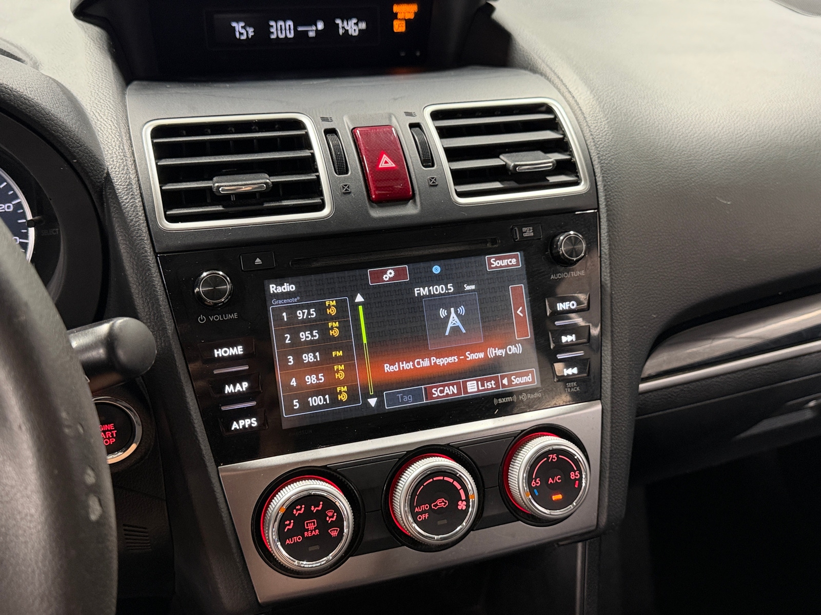 Thumbnail: 2016 Subaru Crosstrek - 3